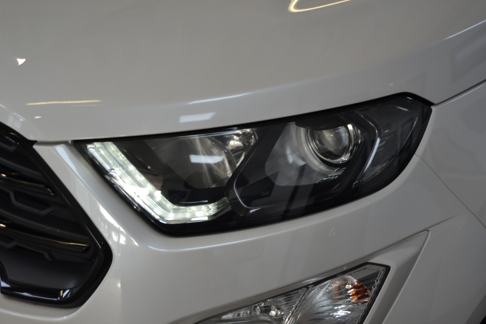 Ford EcoSport 1.5 TDCi ST-Line UniPro/Navi/Telecamera/LED