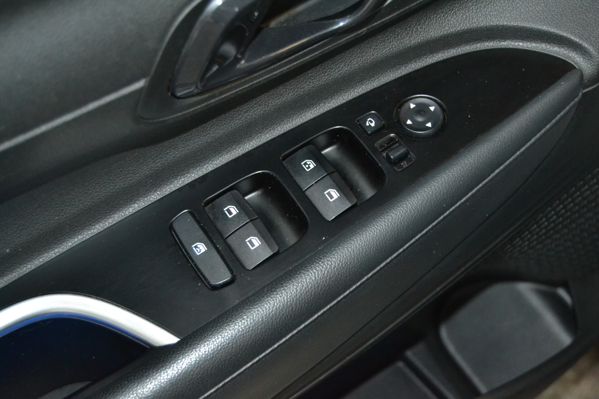 Hyundai Bayon 1.0 T-GDI Hybrid 48V iMT XLine Navi/Cruise/PDK