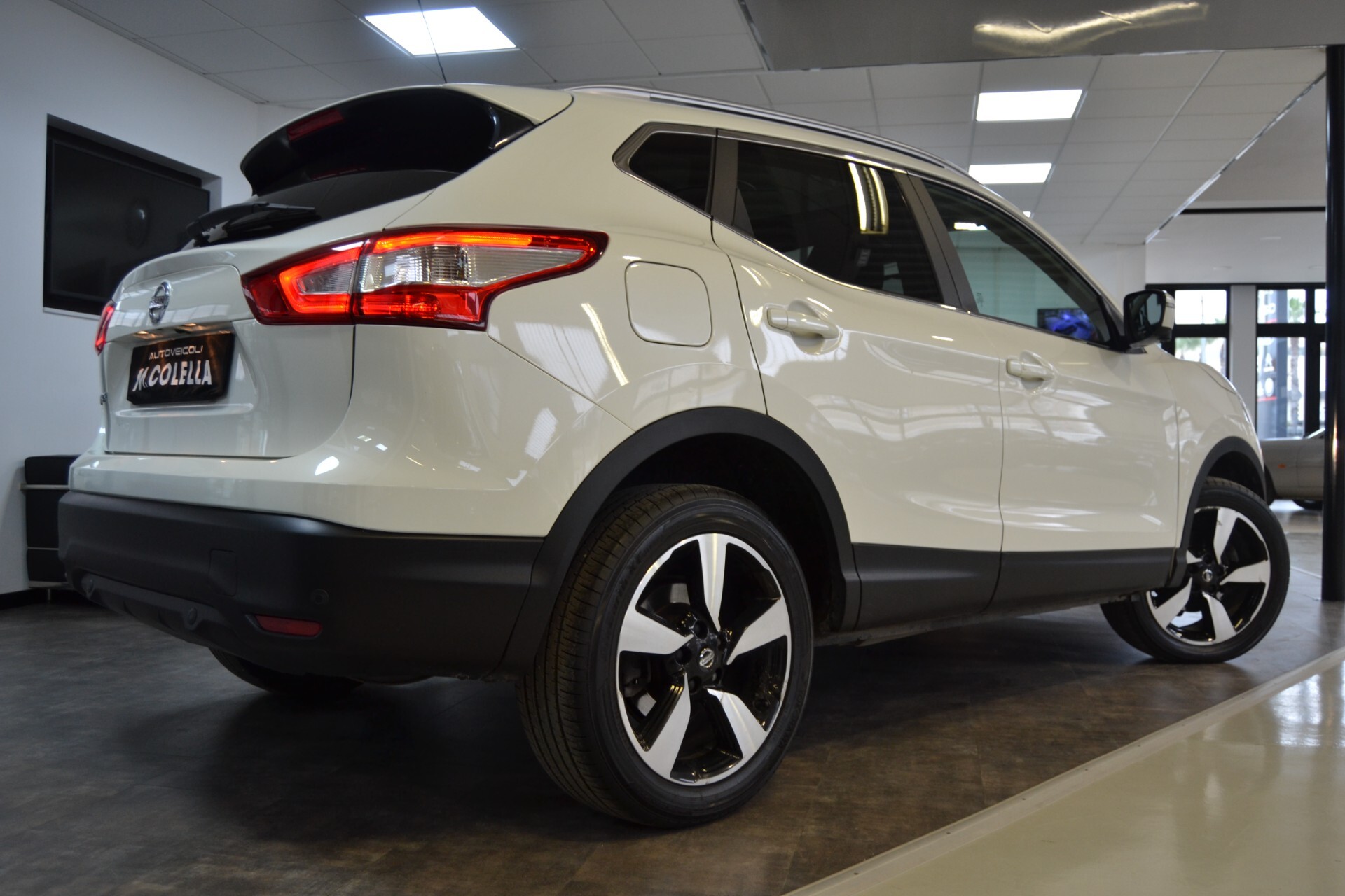 Nissan Qashqai 1.6 DCI 130CV Tekna Navi/Tetto/4TCam