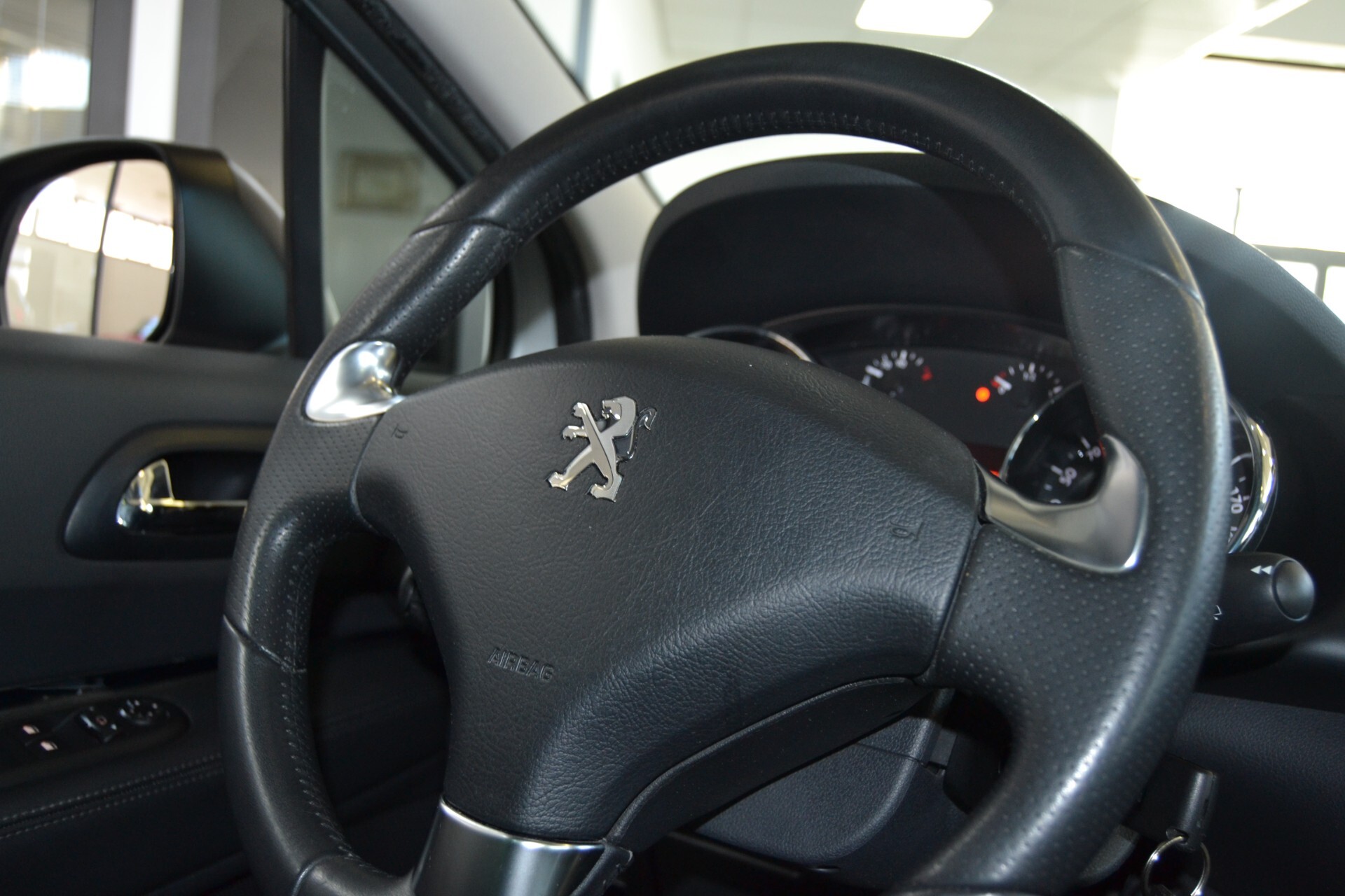 Peugeot 3008 1.6 HDi 115CV Allure Tetto/Navi/Gancio 