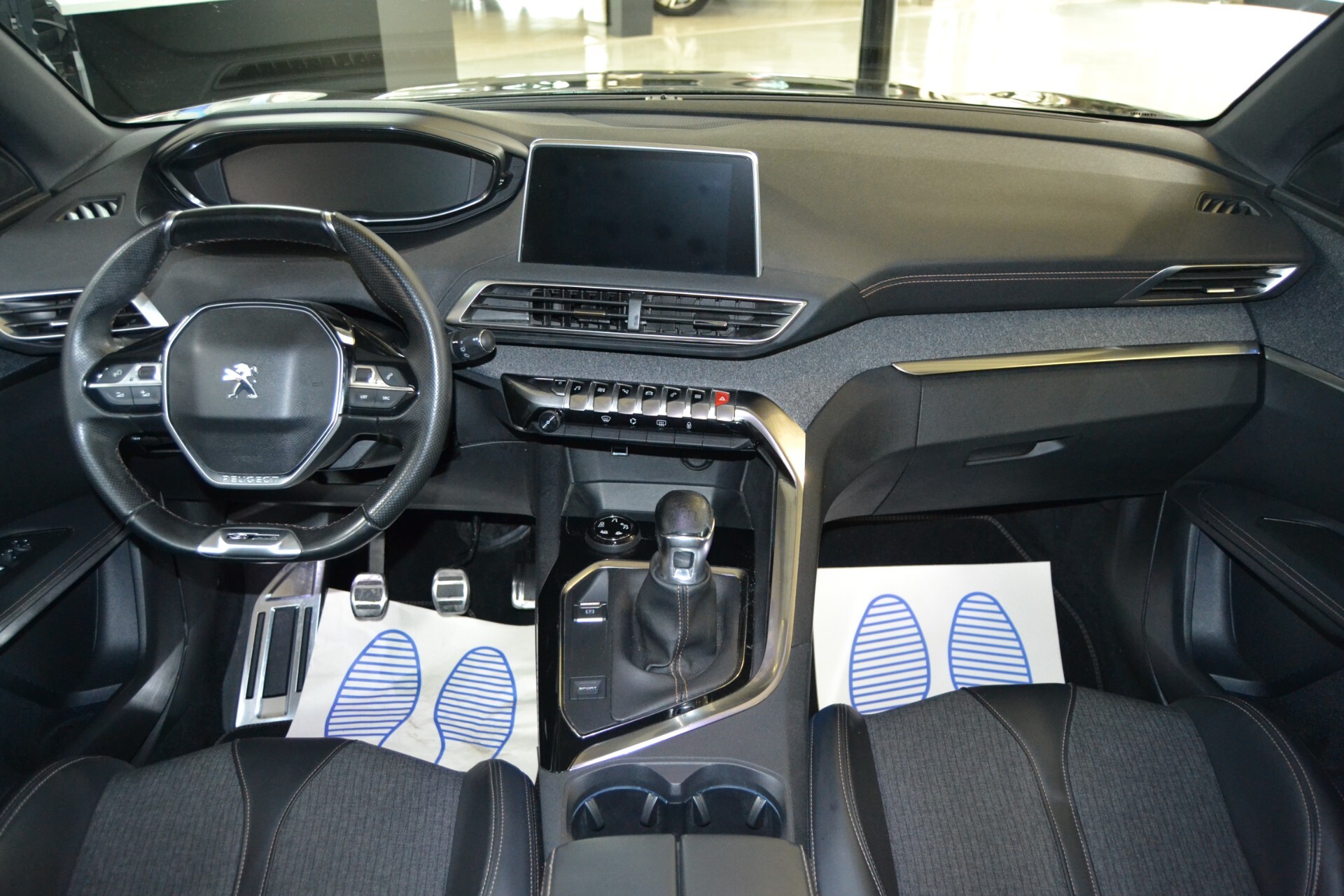 Peugeot 3008 BlueHDi 130CV GT-Line Navi/Pelle/Xenon/UNIPRO