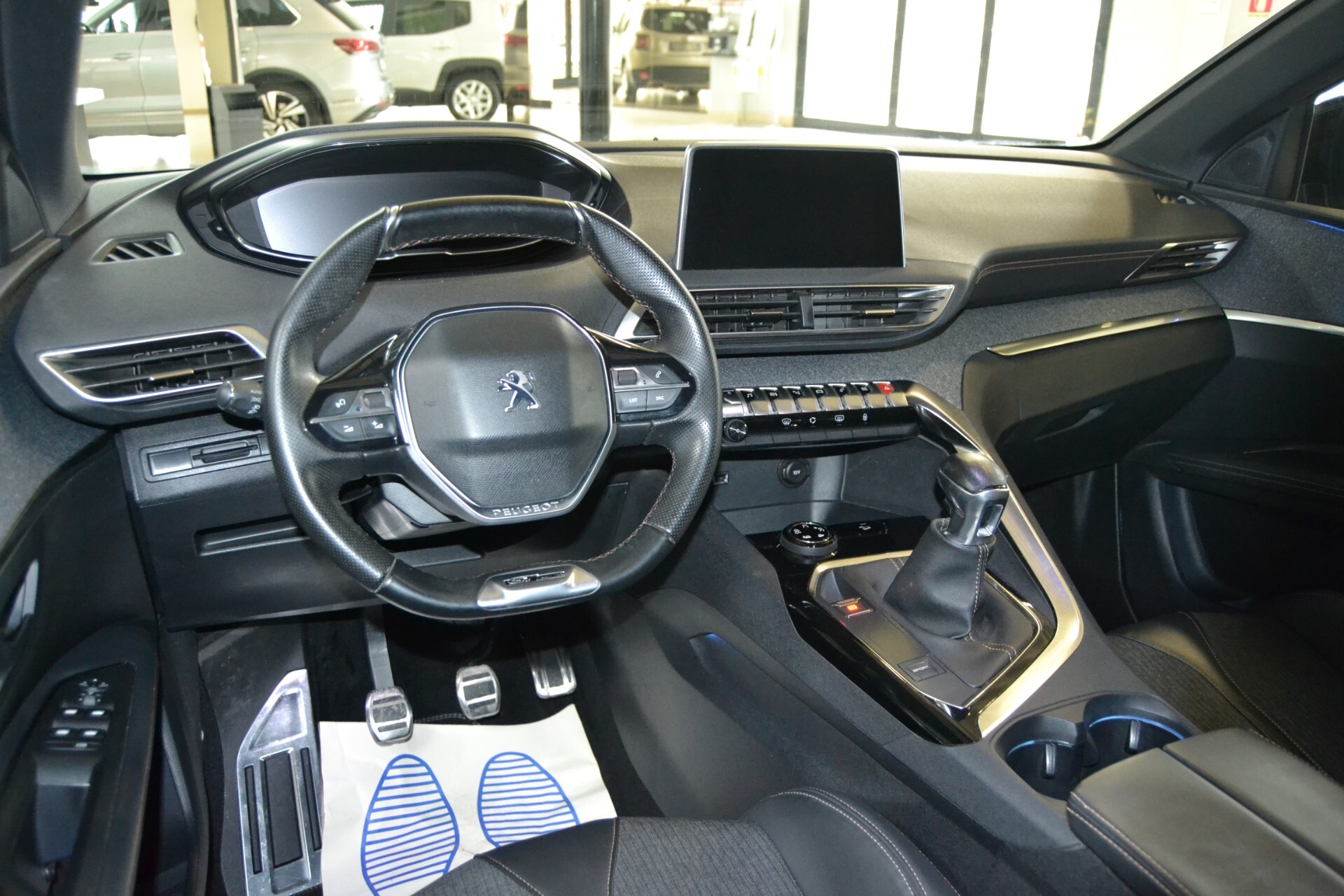 Peugeot 3008 BlueHDi 130CV GT-Line Navi/Pelle/Xenon/UNIPRO