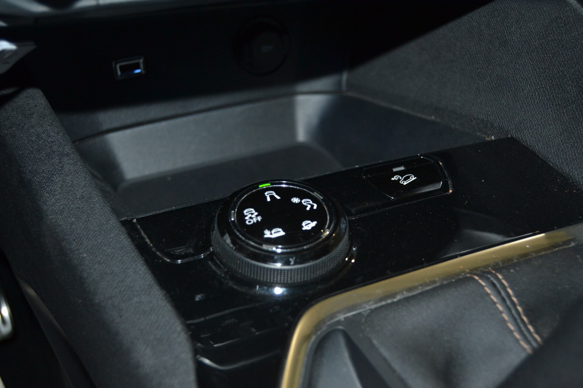 Peugeot 3008 BlueHDi 130CV GT-Line Navi/Pelle/Xenon/UNIPRO