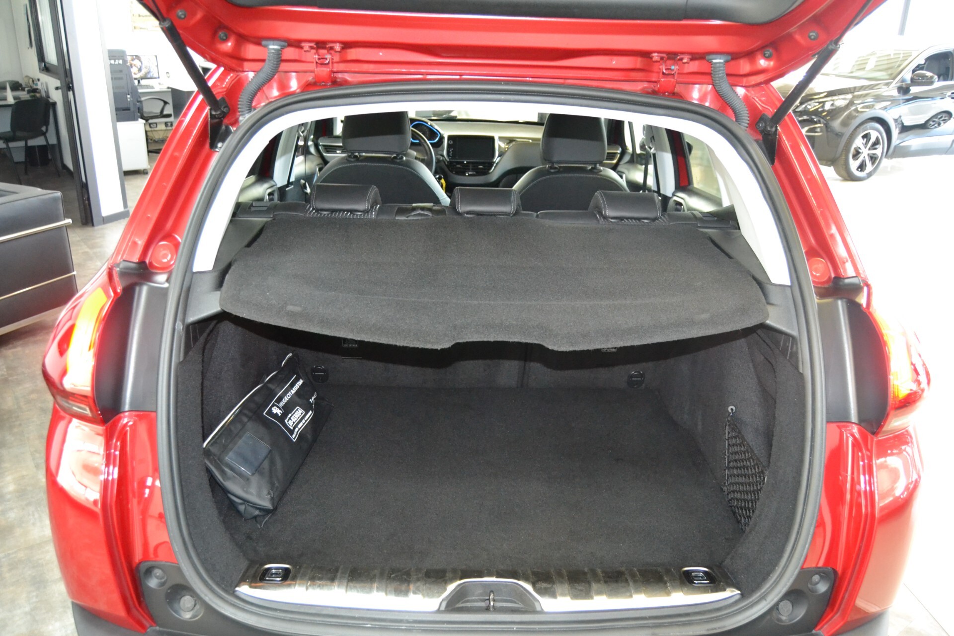 Peugeot 2008 BlueHDi 100Cv Allure Navi/Cruise/PDK