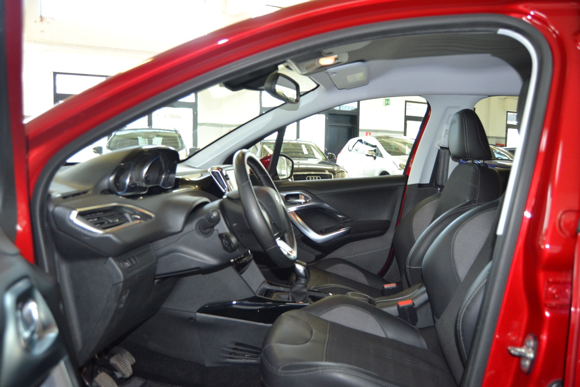 Peugeot 2008 BlueHDi 100Cv Allure Navi/Cruise/PDK