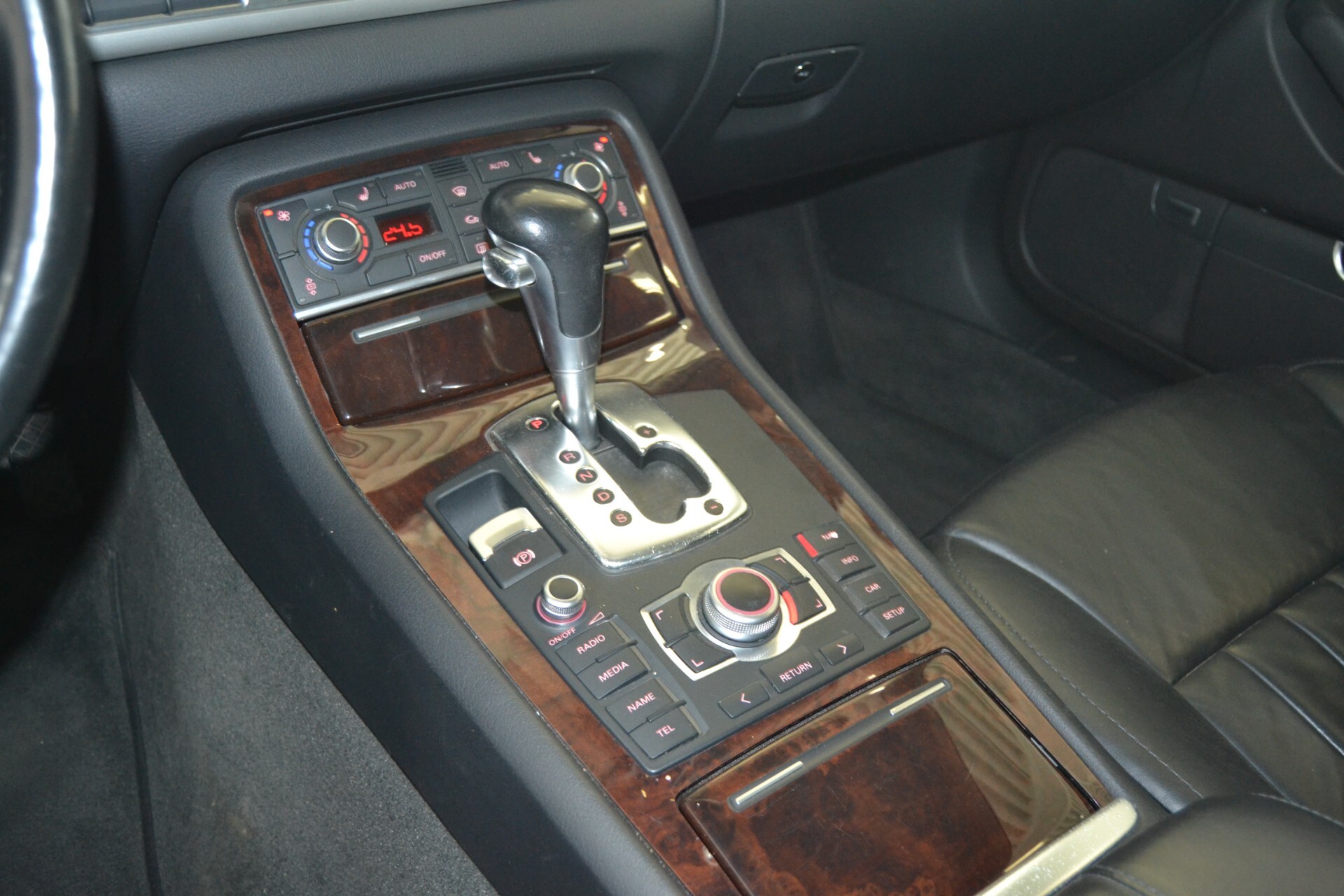 AUDI A8 L 3.0TDI V6 Quattro Navi/Xenon/NoSuperBOLLO