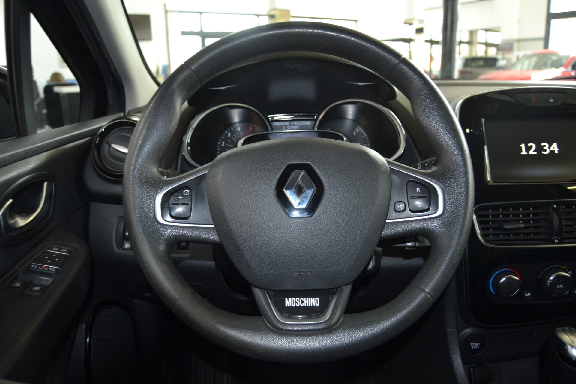 Renault Clio 1.5 DCI 75CV Moschino FULLSET