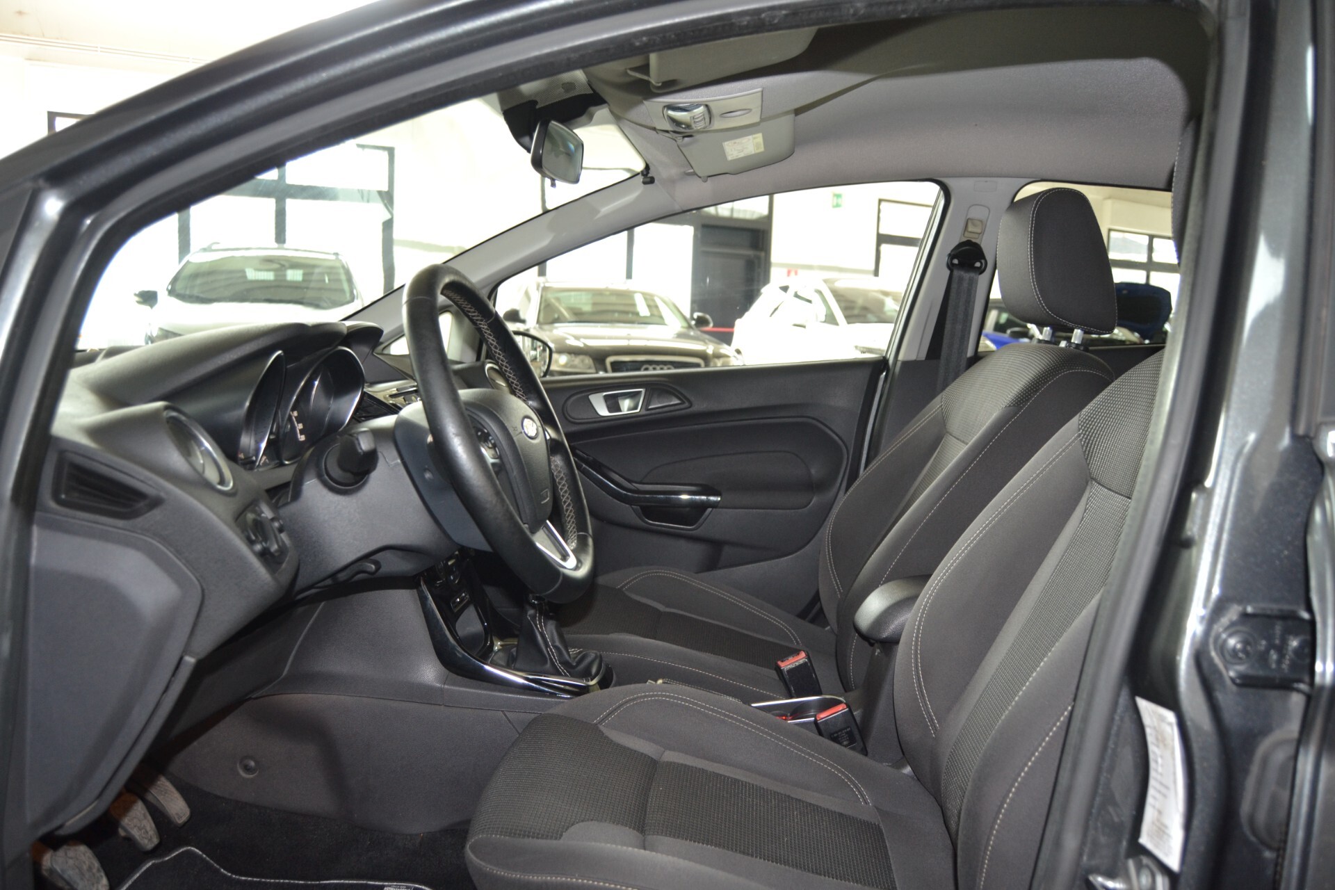 Ford Fiesta 1.5 TDCi 75CV 5P Titanium Navi/Xenon