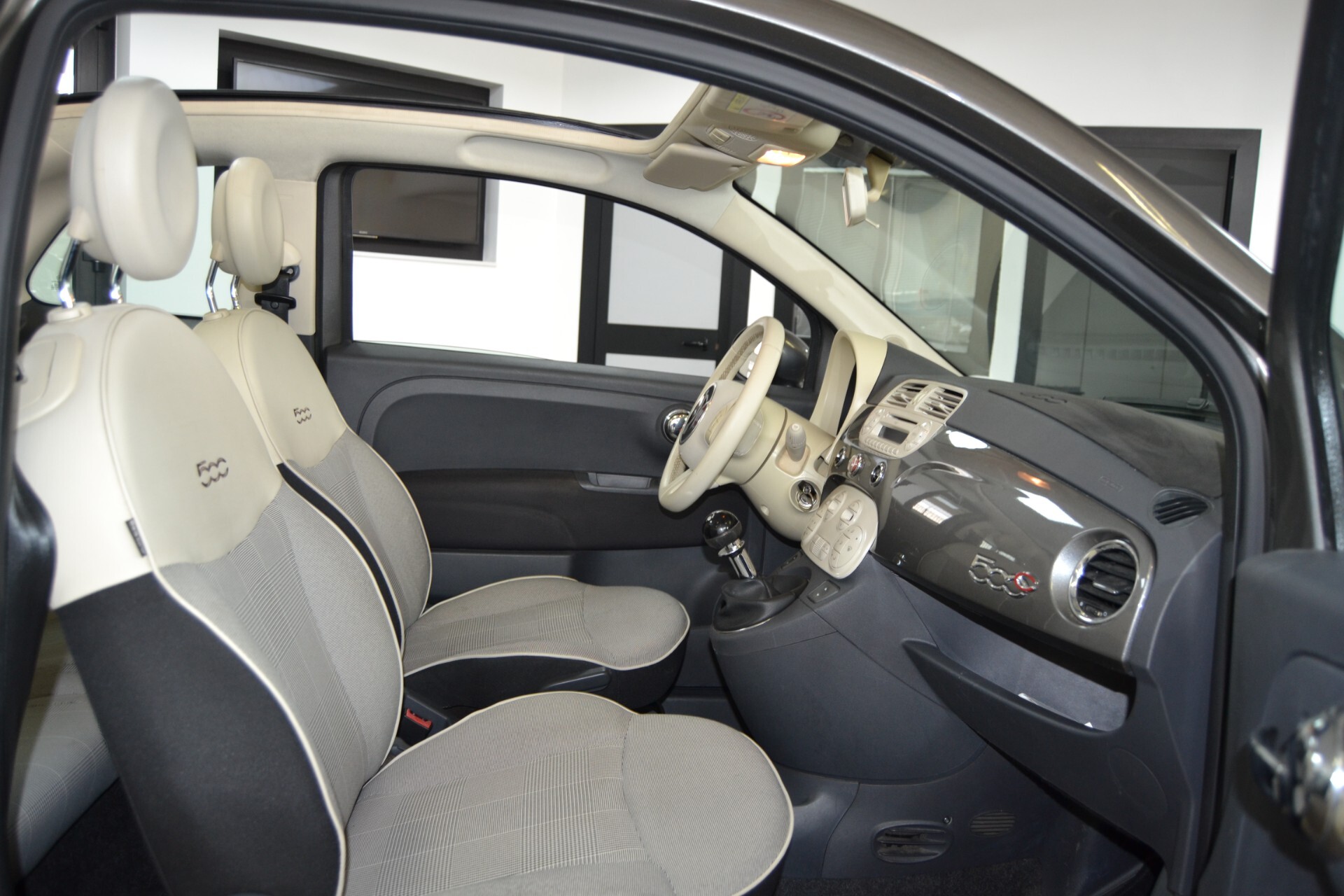 Fiat 500C CABRIO 1.2 Lounge UniPro/KMDoc/PDC