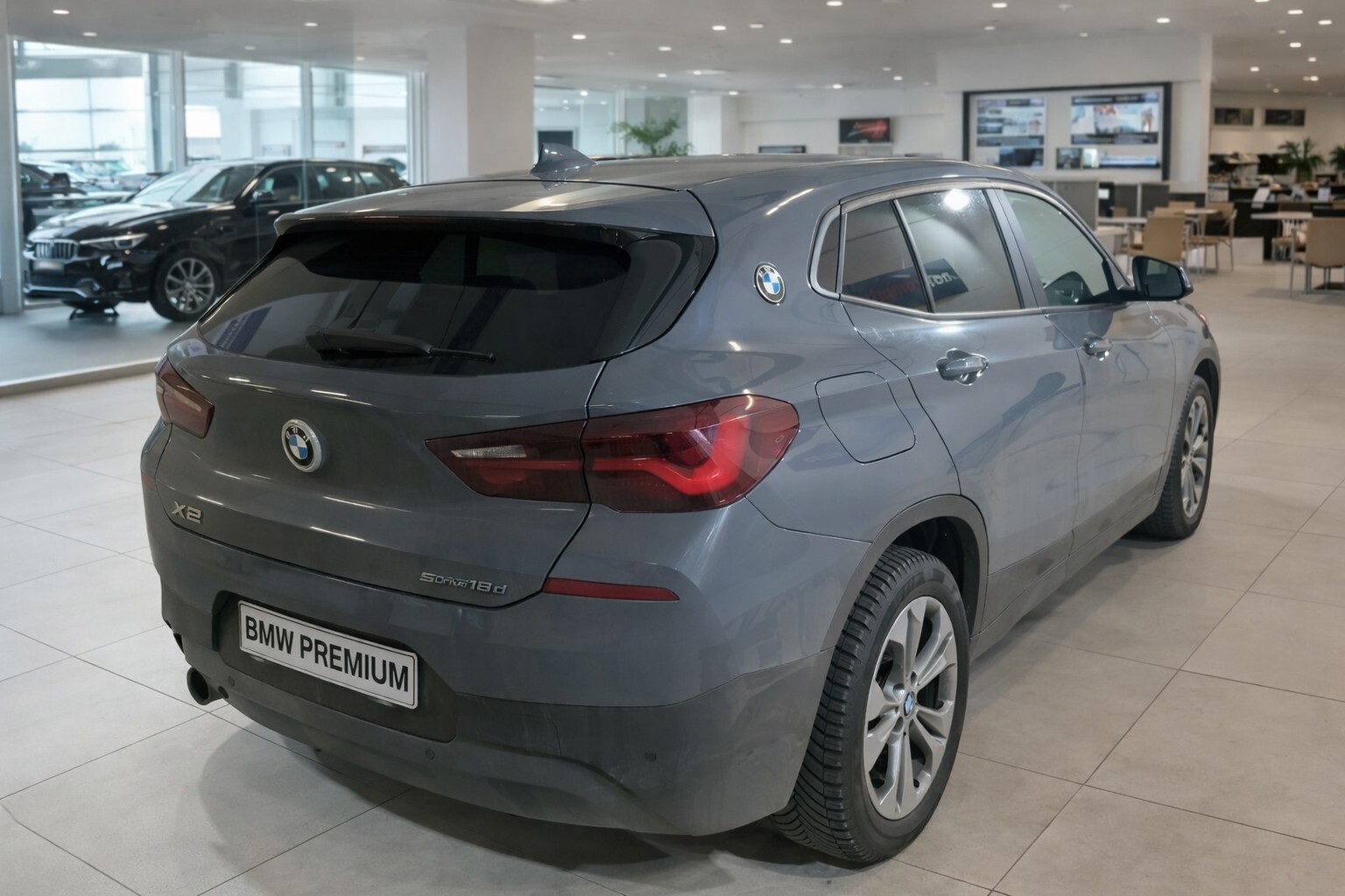 Bmw X2 sDrive16D Advantage TETTO/Navi/C.Auto