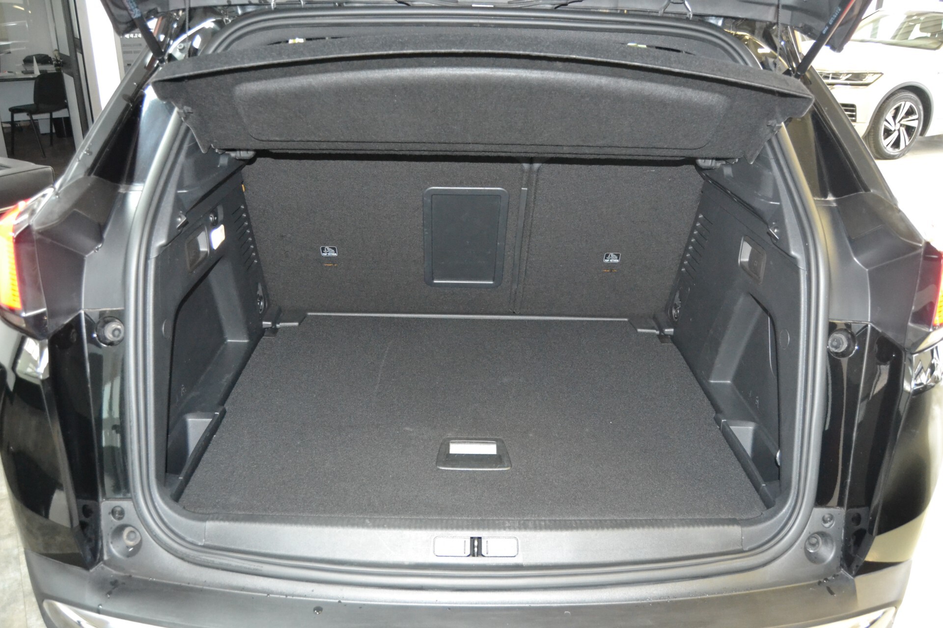 Peugeot 3008 BlueHDi 130CV GT-Line Navi/Pelle/Xenon/UNIPRO