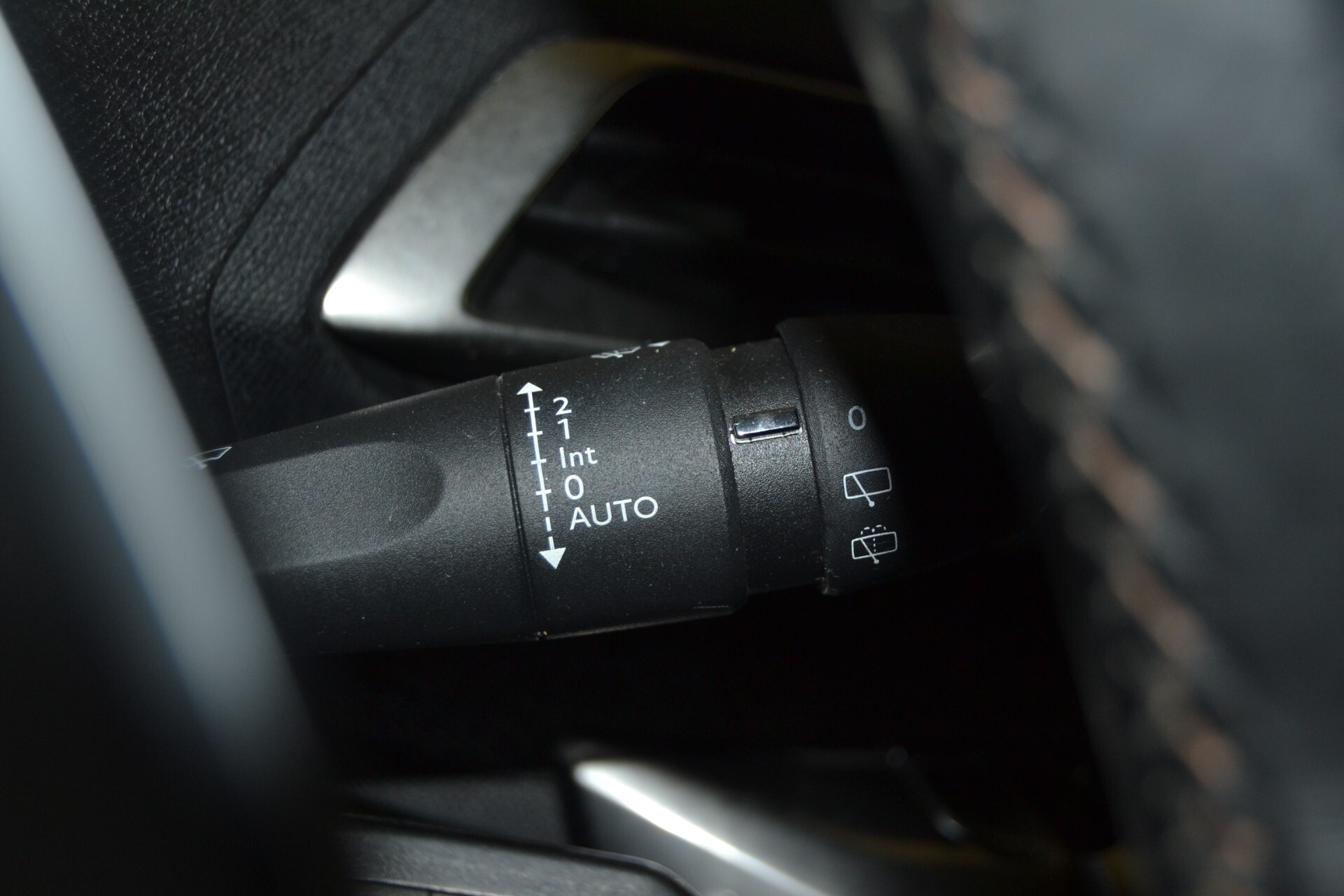 Peugeot 3008 BlueHDi 130CV GT-Line Navi/Pelle/Xenon/UNIPRO