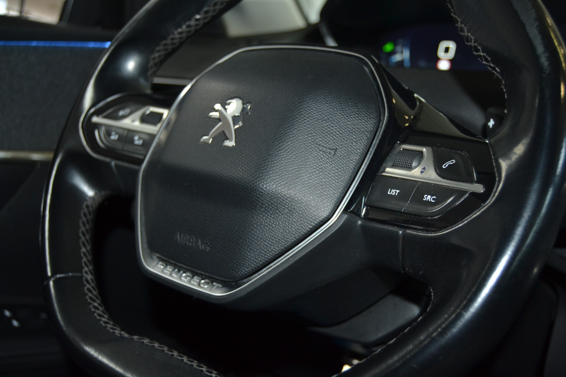 Peugeot 3008 BlueHDi 120 EAT6 Allure Navi/Cruise/KMDOC