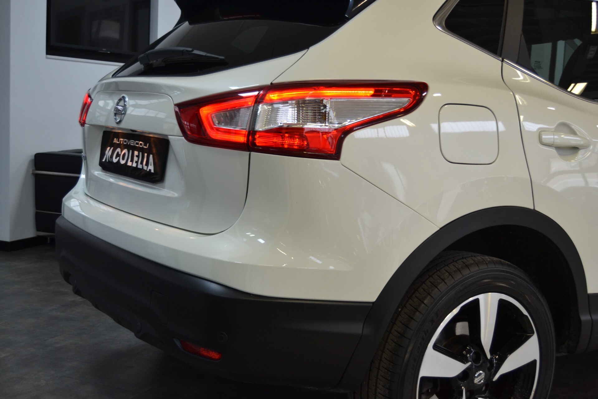 Nissan Qashqai 1.5 DCI 110CV Tekna Navi/Tetto/4TCam