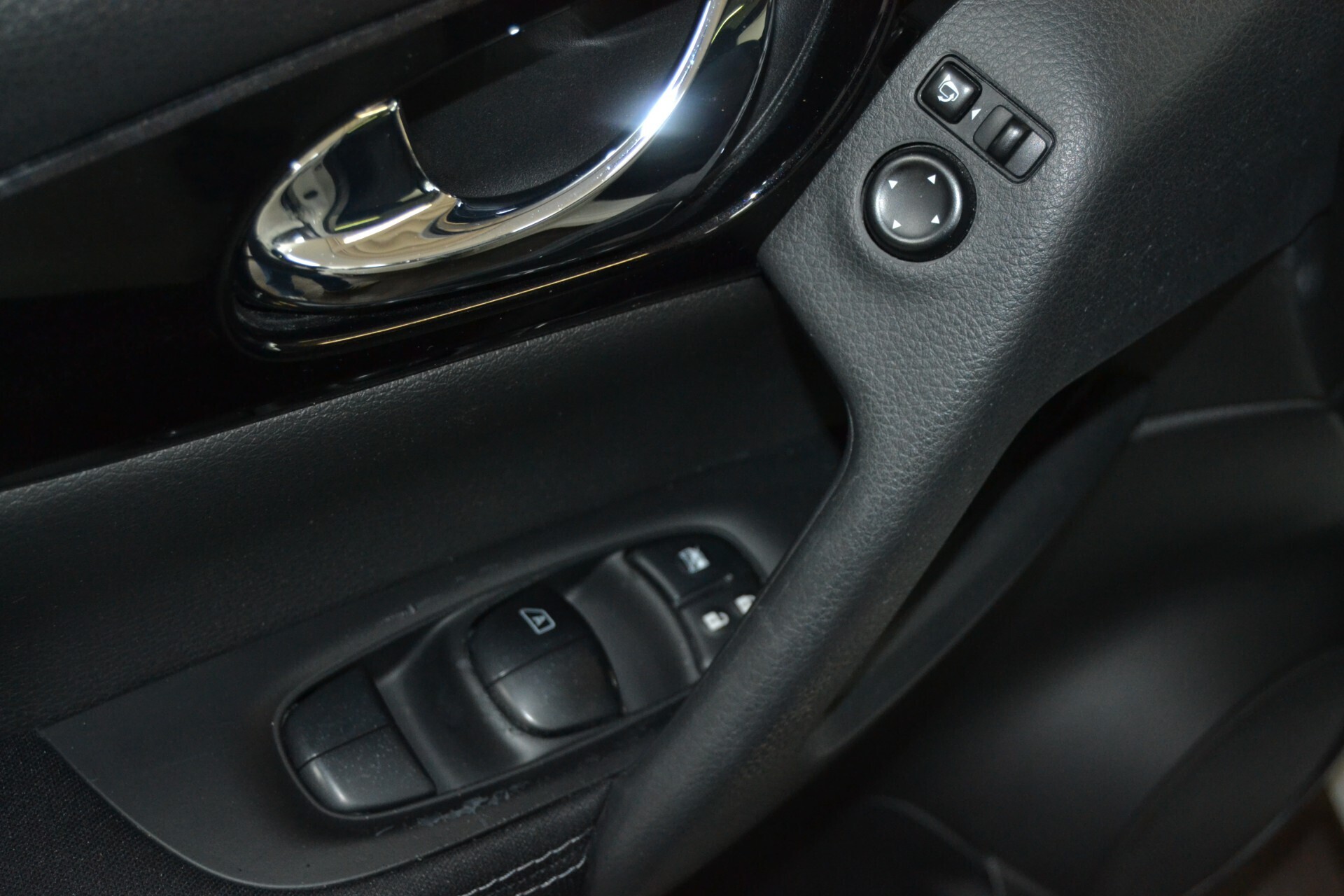 Nissan Qashqai 1.5 DCI 110CV Tekna Navi/Tetto/4TCam