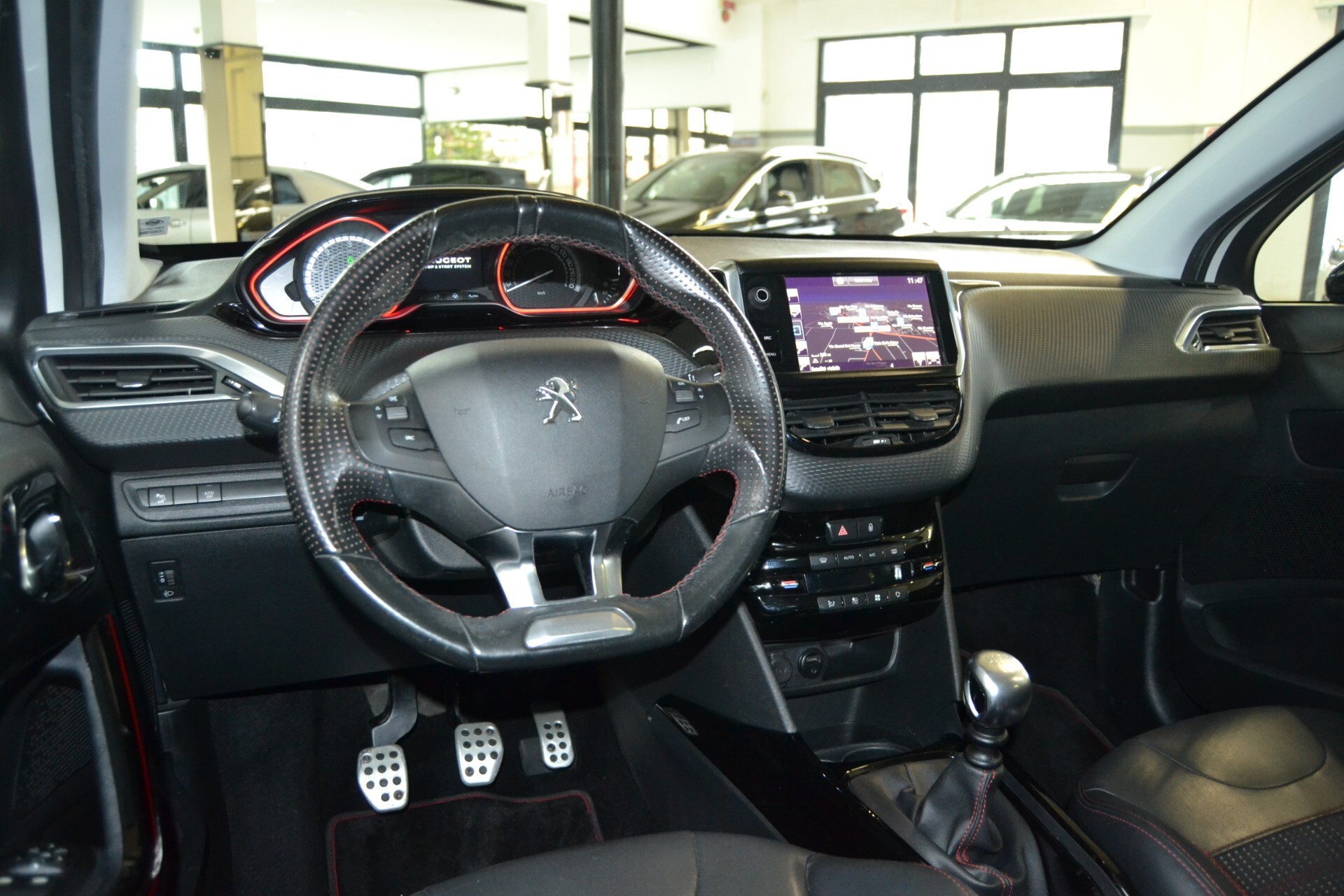 Peugeot 2008 BlueHDi 120 GT-Line Navi/Tetto