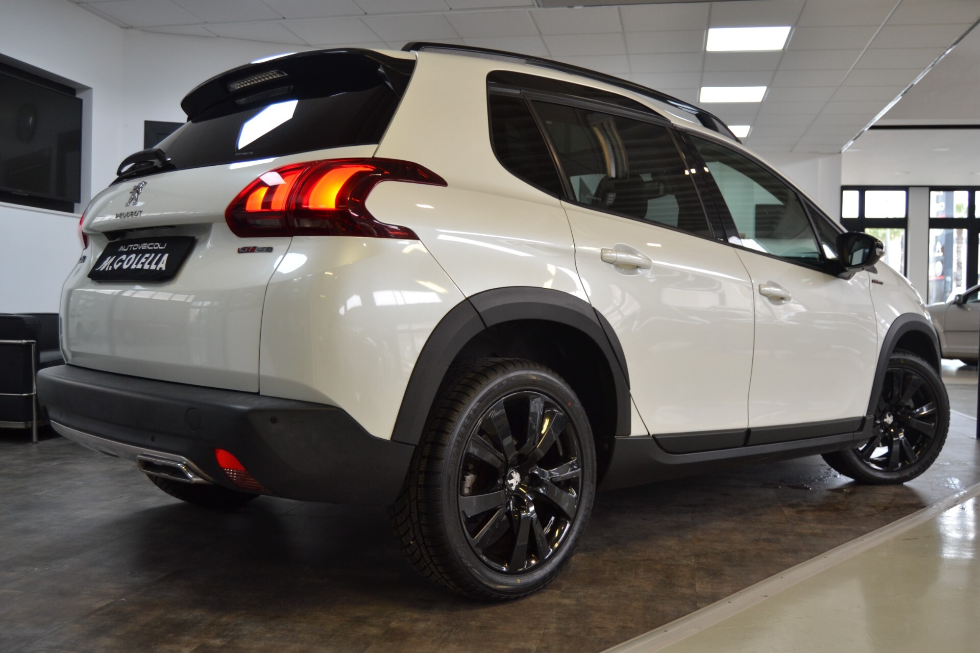 Peugeot 2008 BlueHDi 120 GT-Line Navi/Tetto