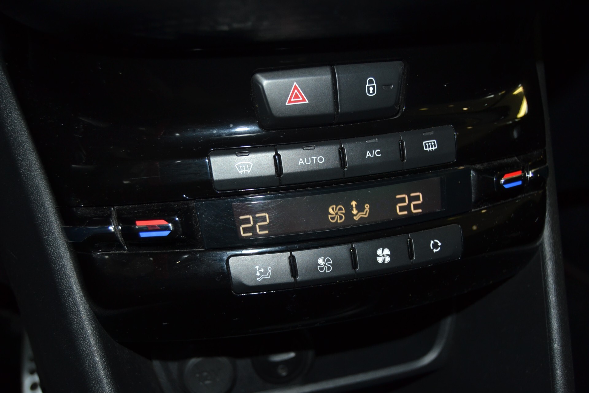 Peugeot 2008 BlueHDi 120 GT-Line Navi/Tetto