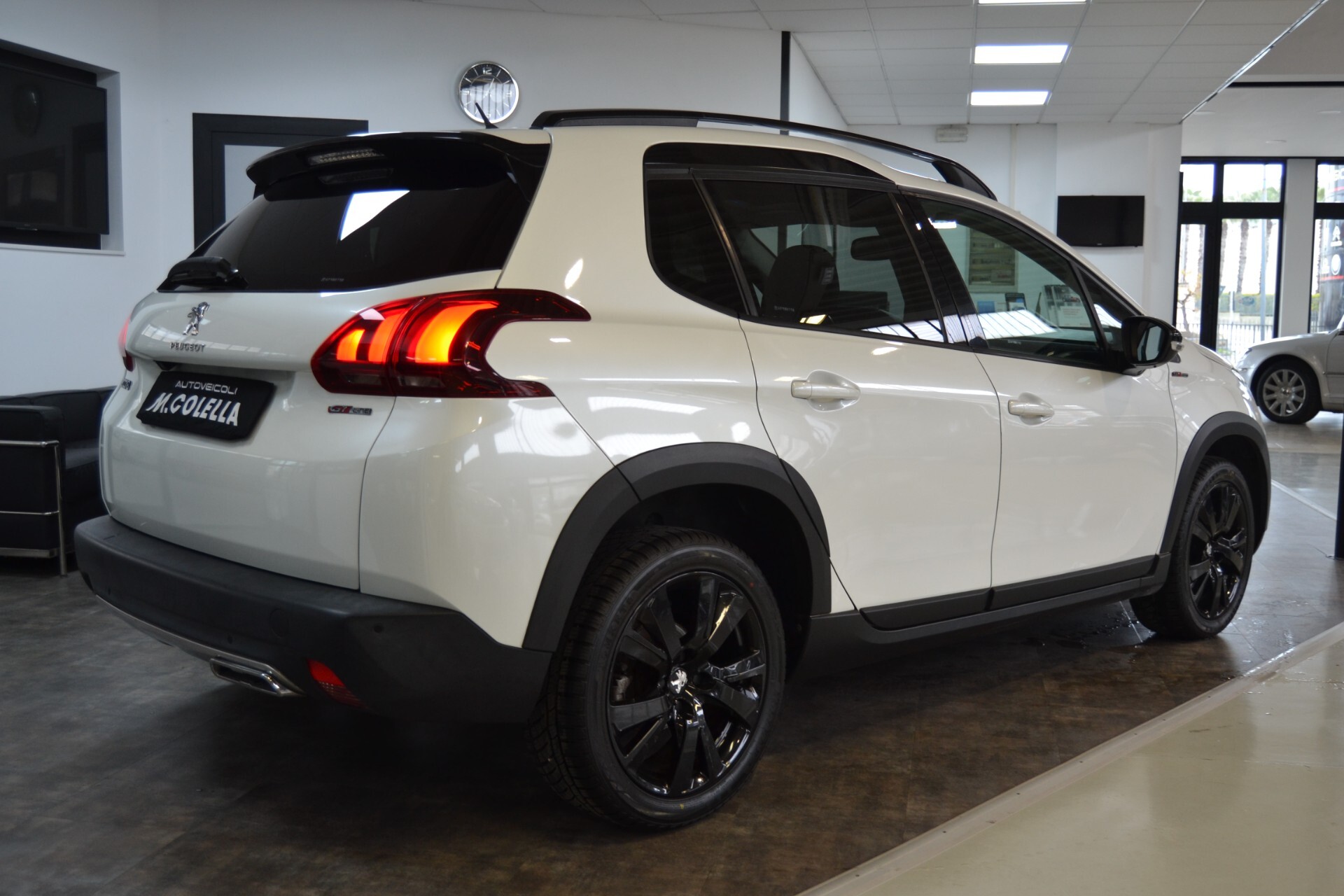 Peugeot 2008 BlueHDi 120 GT-Line Navi/Tetto