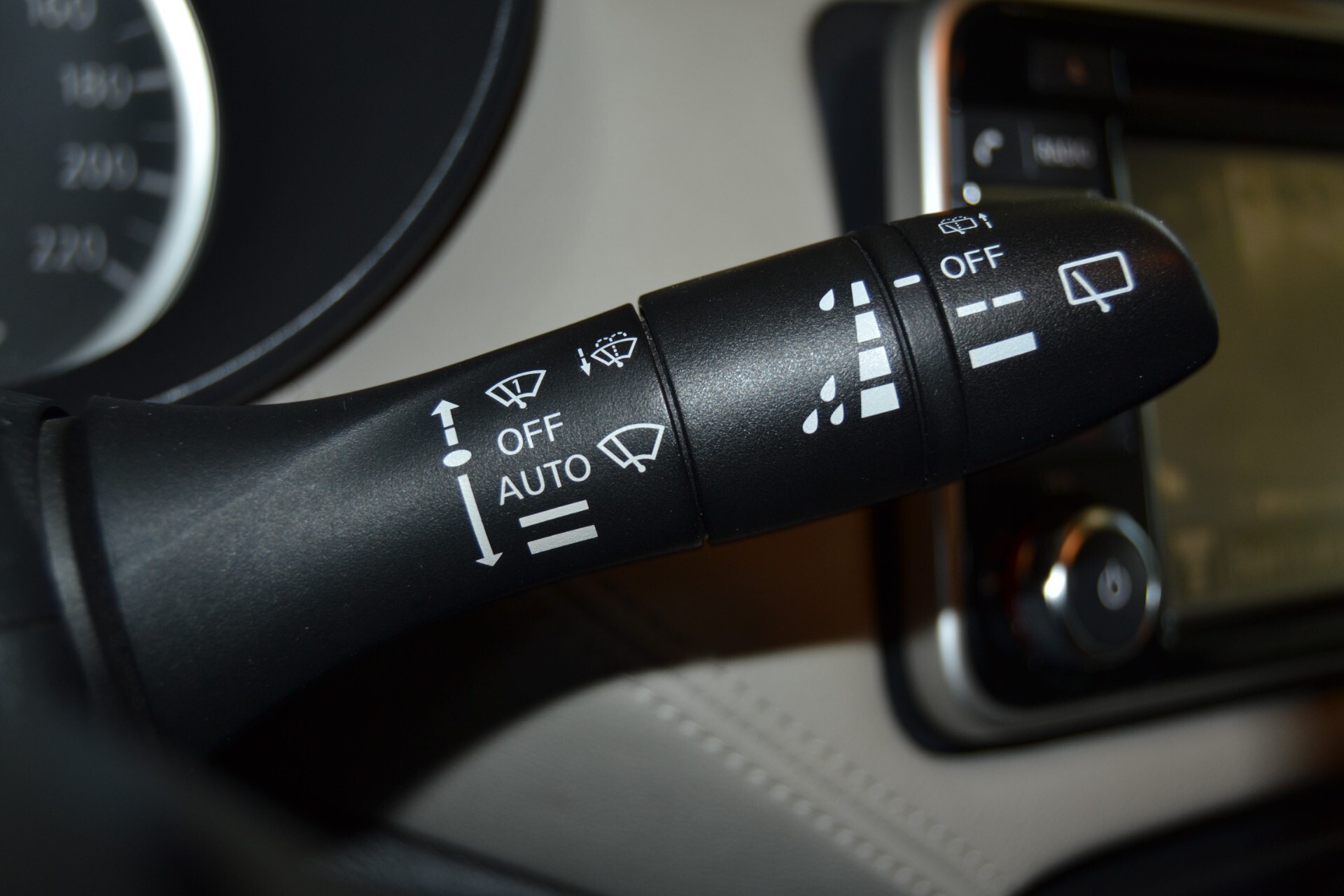 Nissan Micra 1.5 DCI 90CV Bose/Navi/Xenon/Cruise