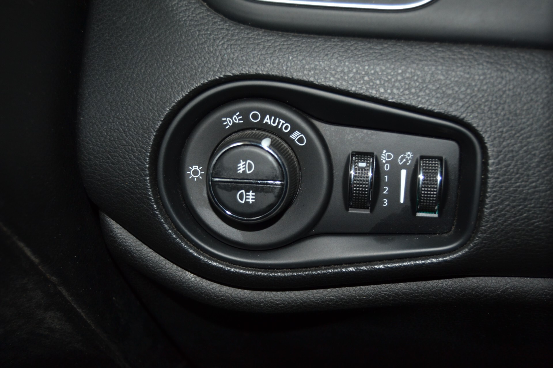 Jeep Renegade 1.6 Mjt 120 CV Limited Navi/XENON/E6 