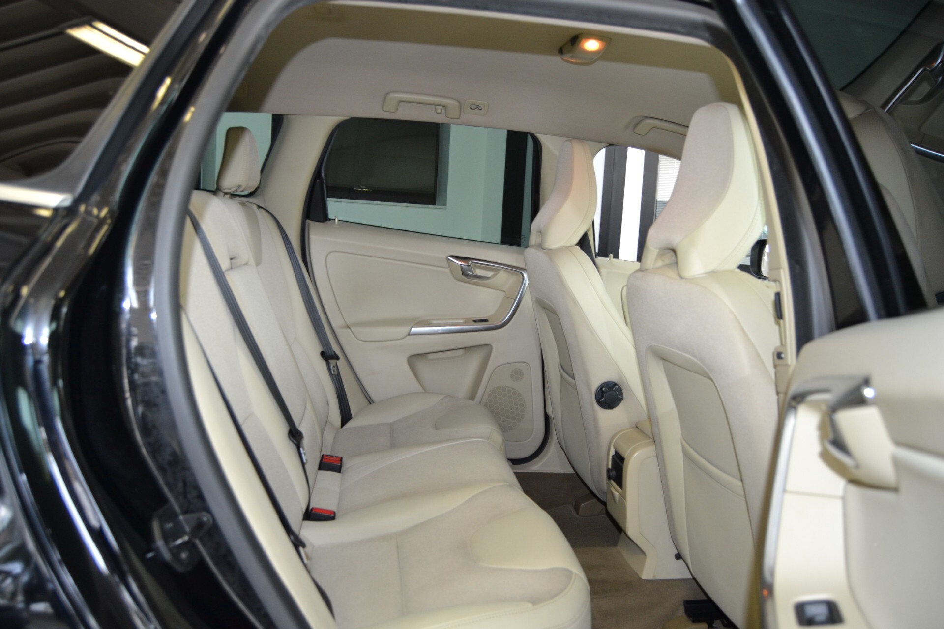 Volvo XC60 2.0 D3 Momentum KMDOC/Fatture/Tagliandi