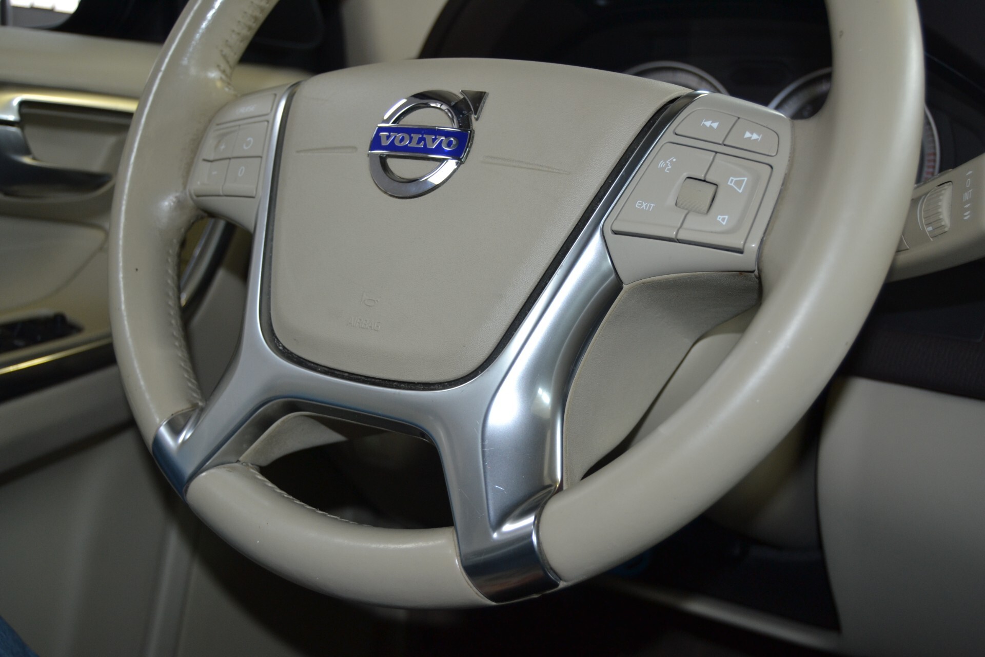 Volvo XC60 2.0 D3 Momentum KMDOC/Fatture/Tagliandi