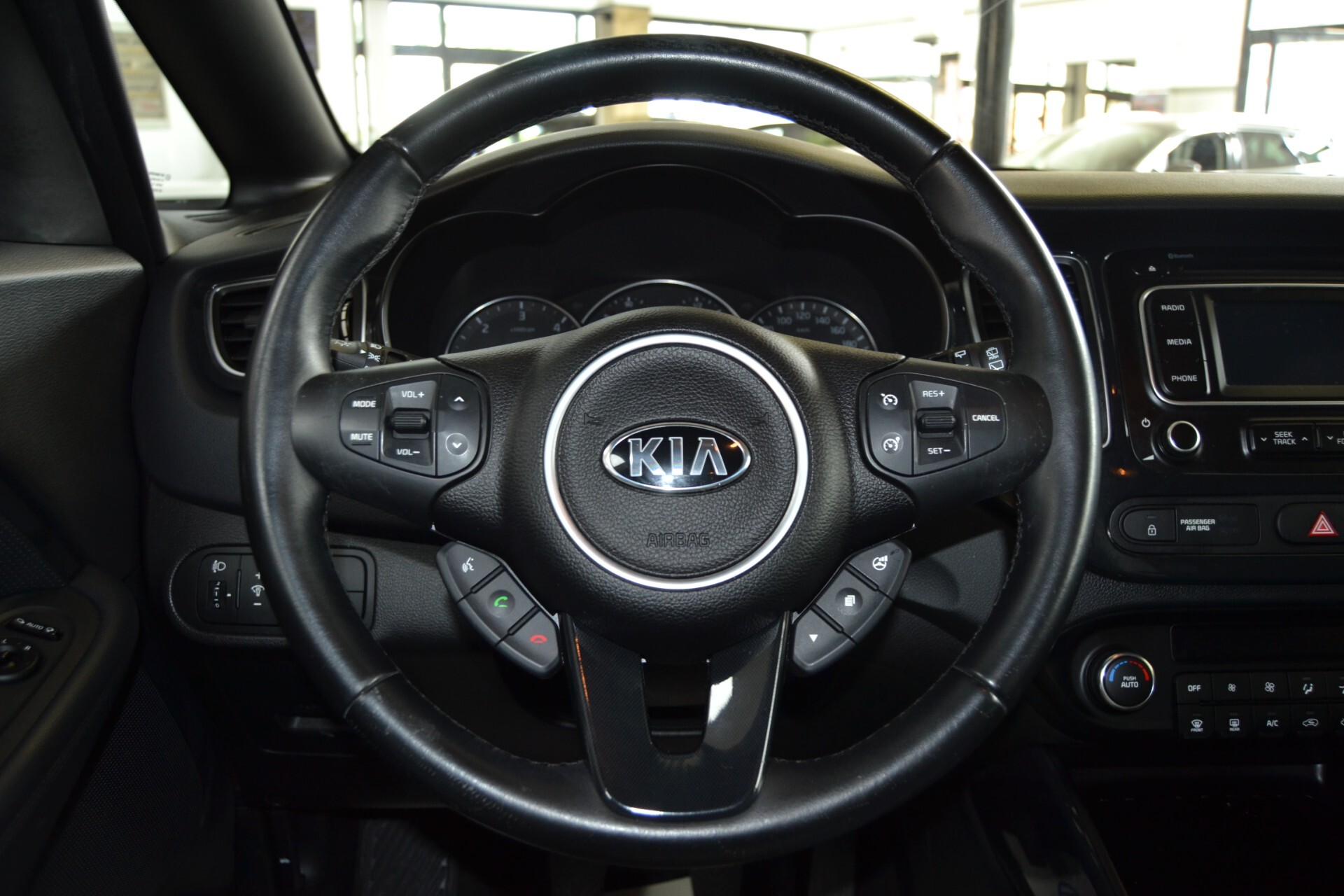 Kia Carens 1.7 CRDi 115 CV Class UniPro/KmDoc/Cruise