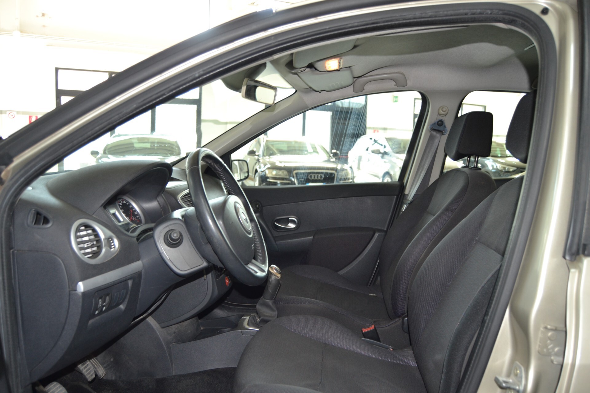 Renault Clio 1.2i 5 porte Dynamique KMDOC/Clima/ABS