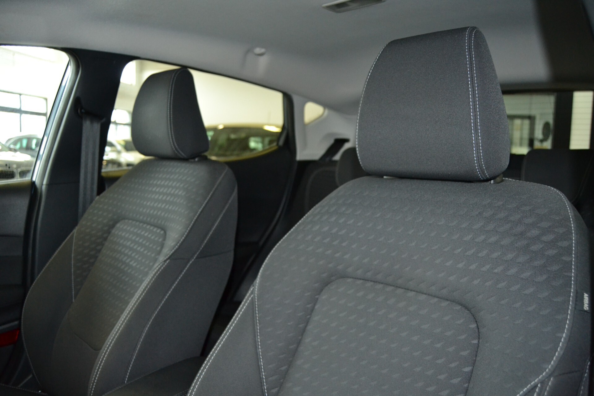 Ford Fiesta 1.5 TDCI 85CV Titanium UniPro/Navi/XENON