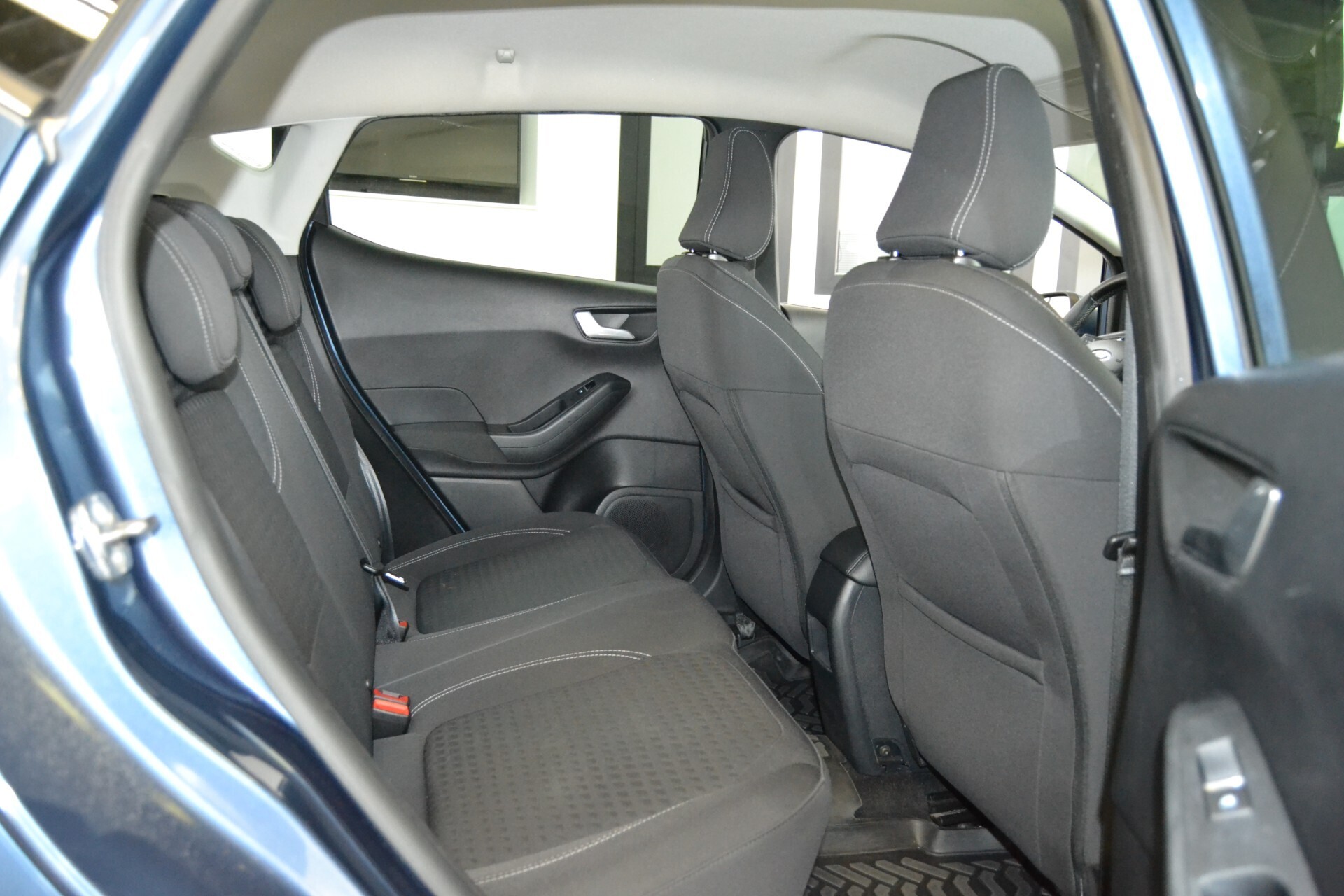 Ford Fiesta 1.5 TDCI 85CV Titanium UniPro/Navi/XENON