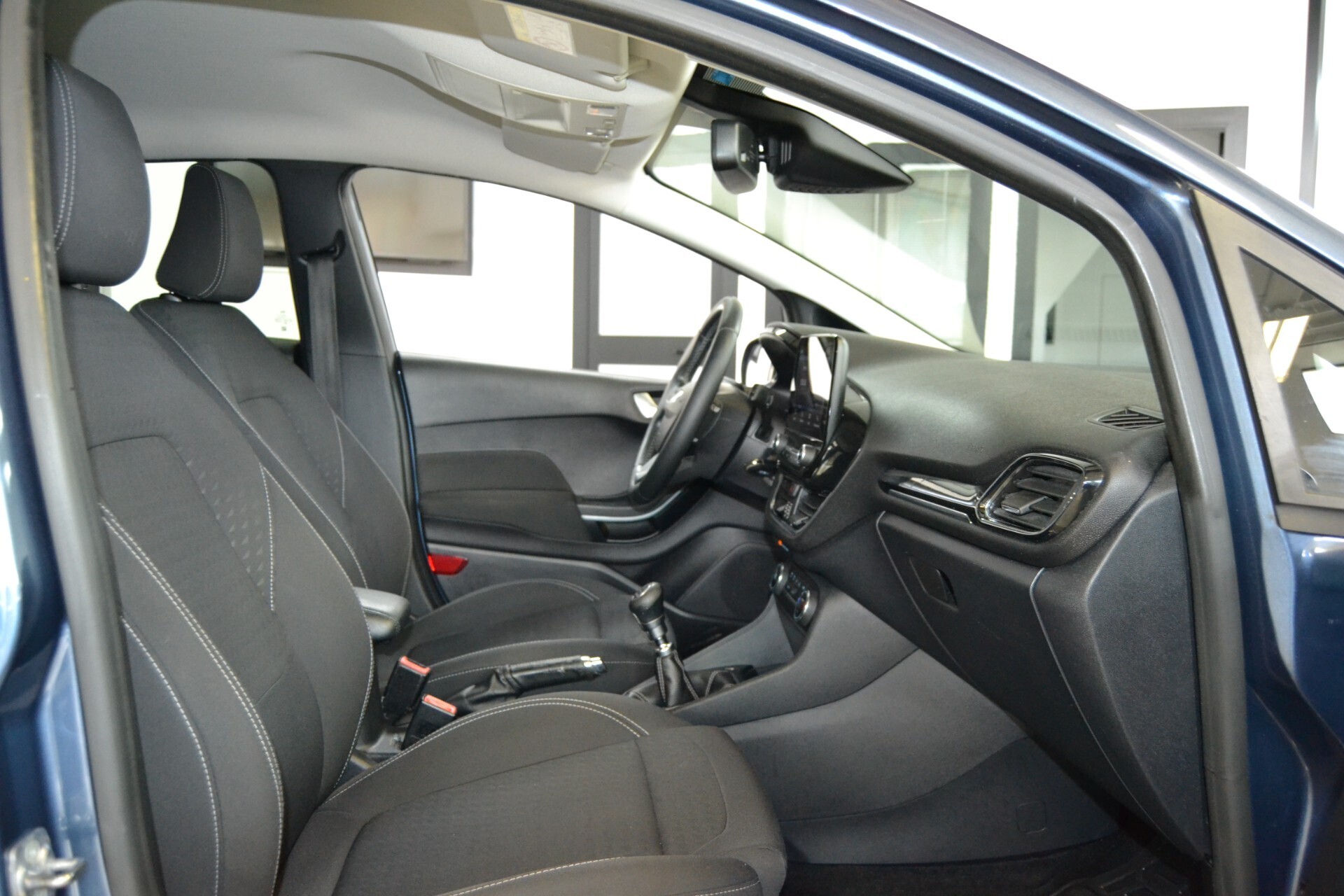 Ford Fiesta 1.5 TDCI 85CV Titanium UniPro/Navi/XENON