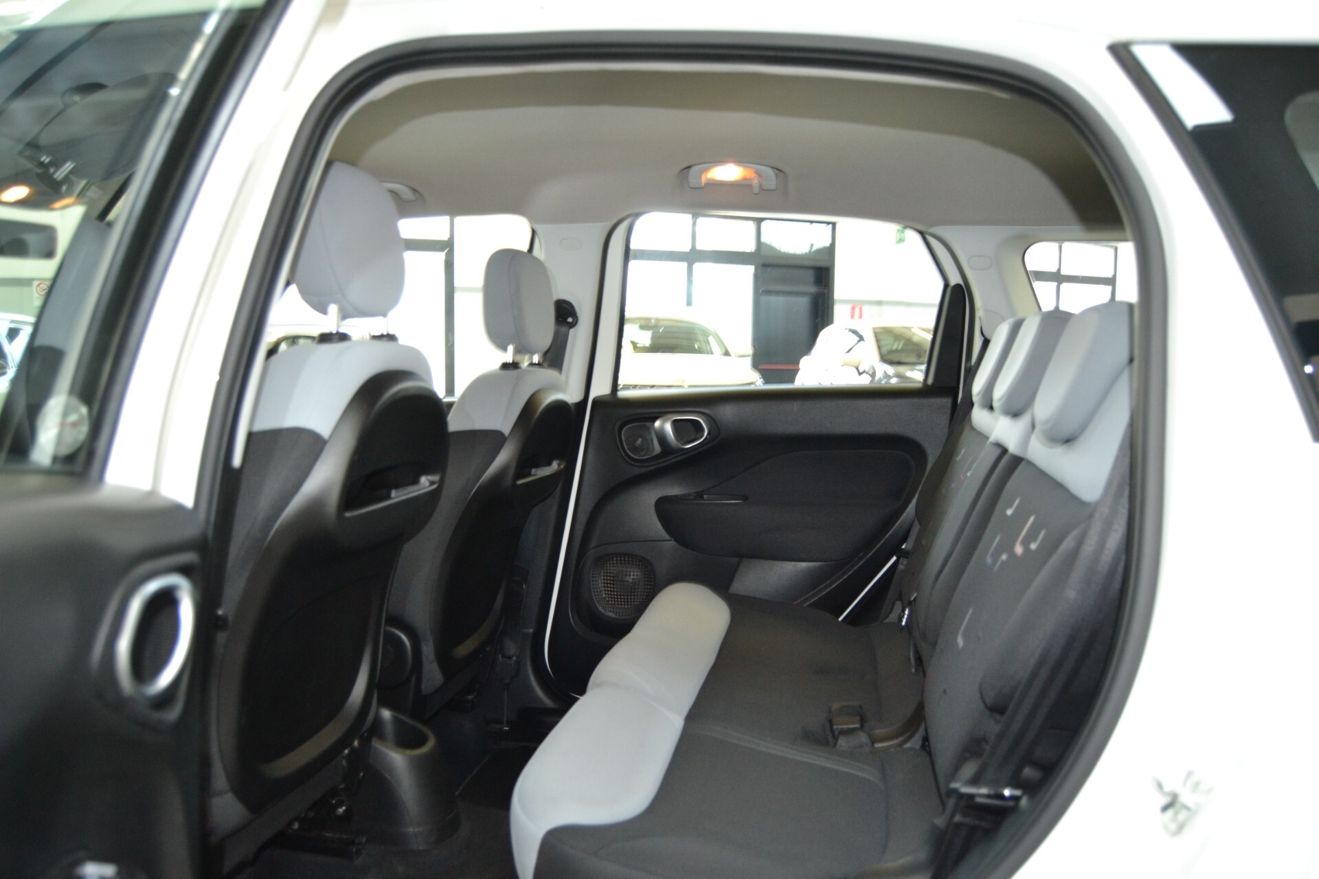 Fiat 500L 1.6 MJT 120 CV Pop Star UniPro/Cruise