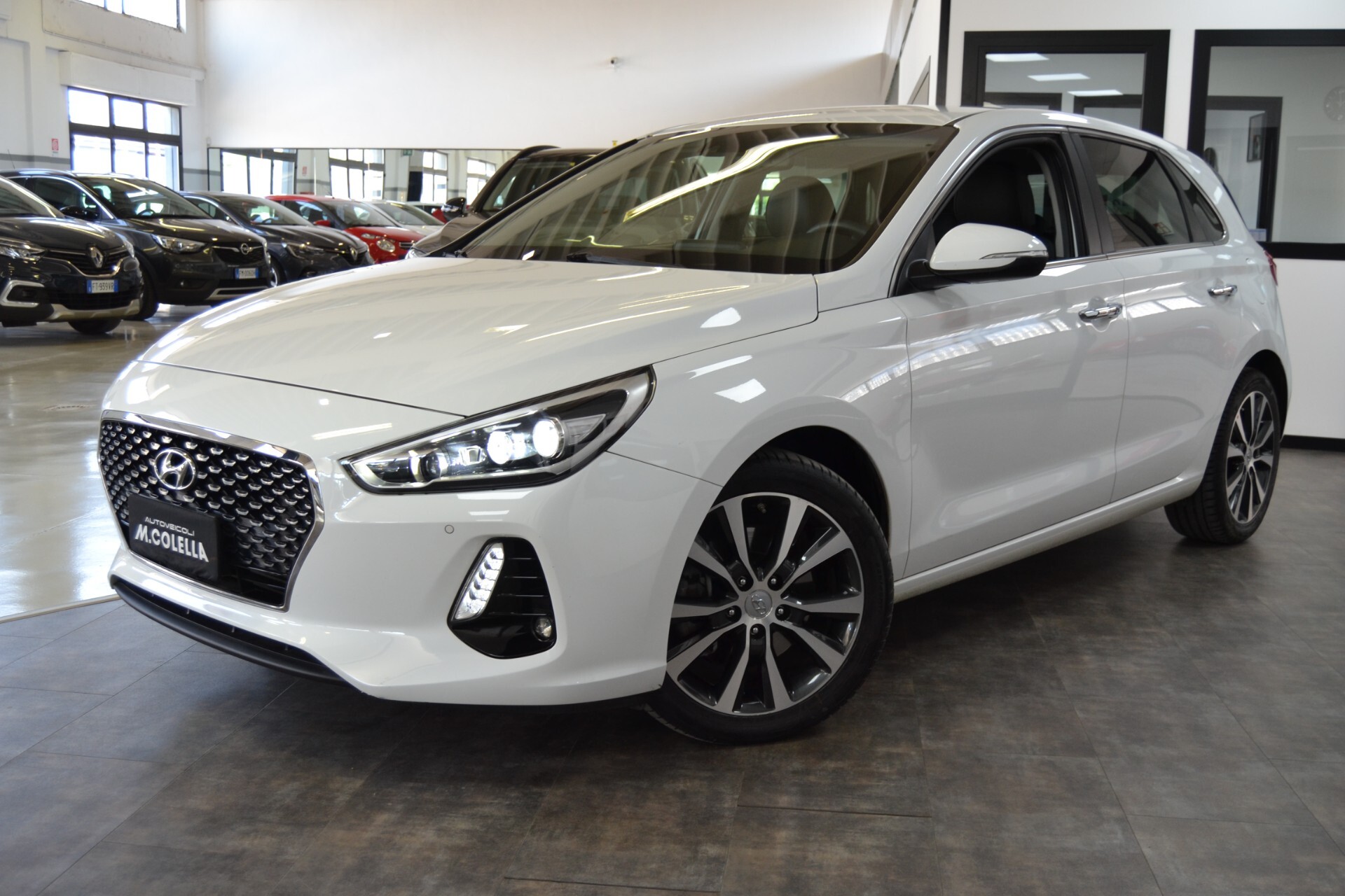 Hyundai i30 1.6 CRDi 110CV Style 40.000km
