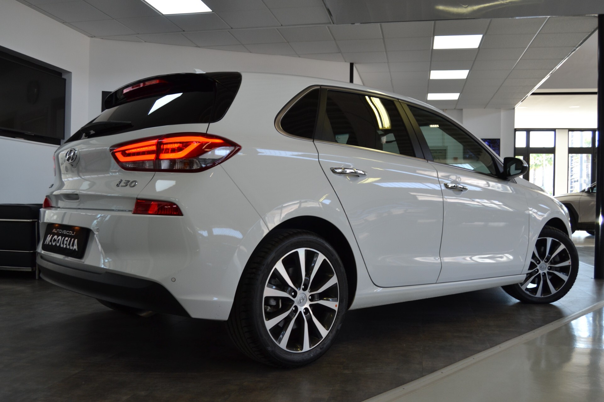 Hyundai i30 1.6 CRDi 110CV Style 40.000km