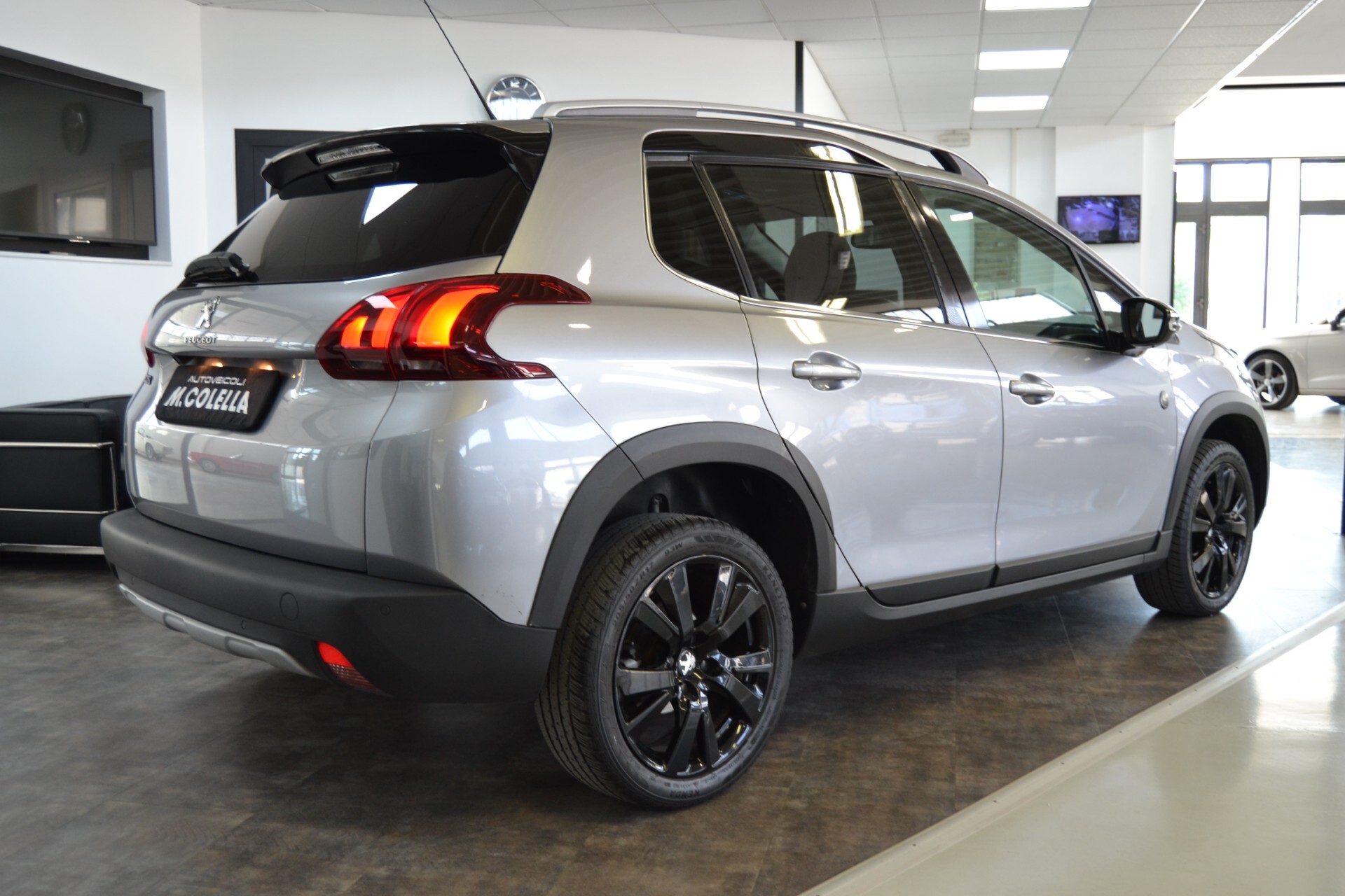 Peugeot 2008 BlueHDi 120 CV Crossway Tetto/Navi