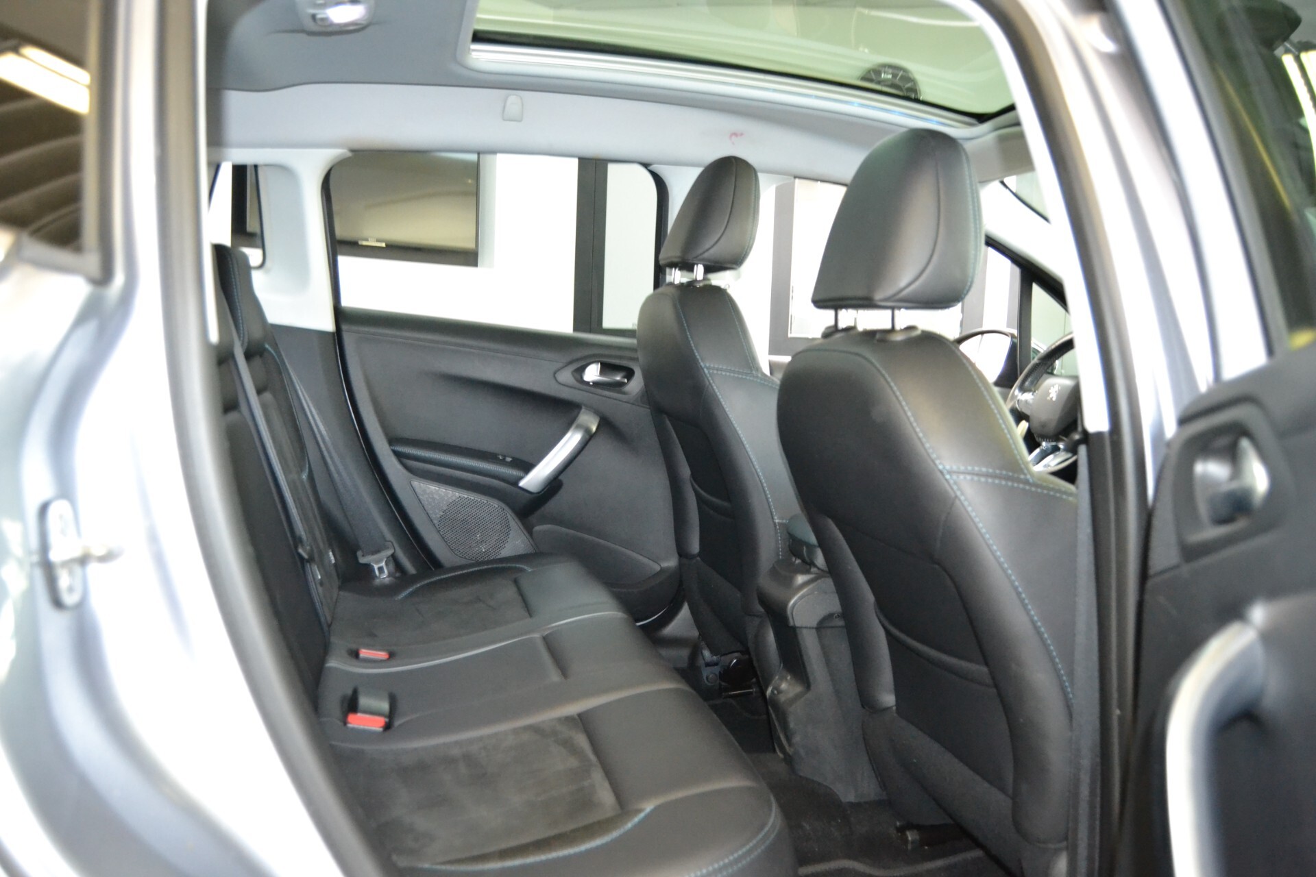 Peugeot 2008 BlueHDi 120 CV Crossway Tetto/Navi