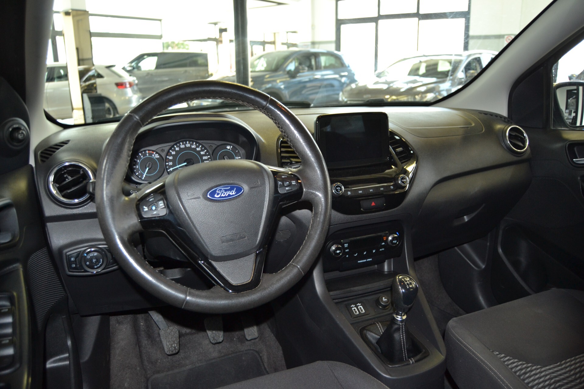 Ford Ka 1.5 TDCI 95cv TITANIUM 5P UniPro/Navi