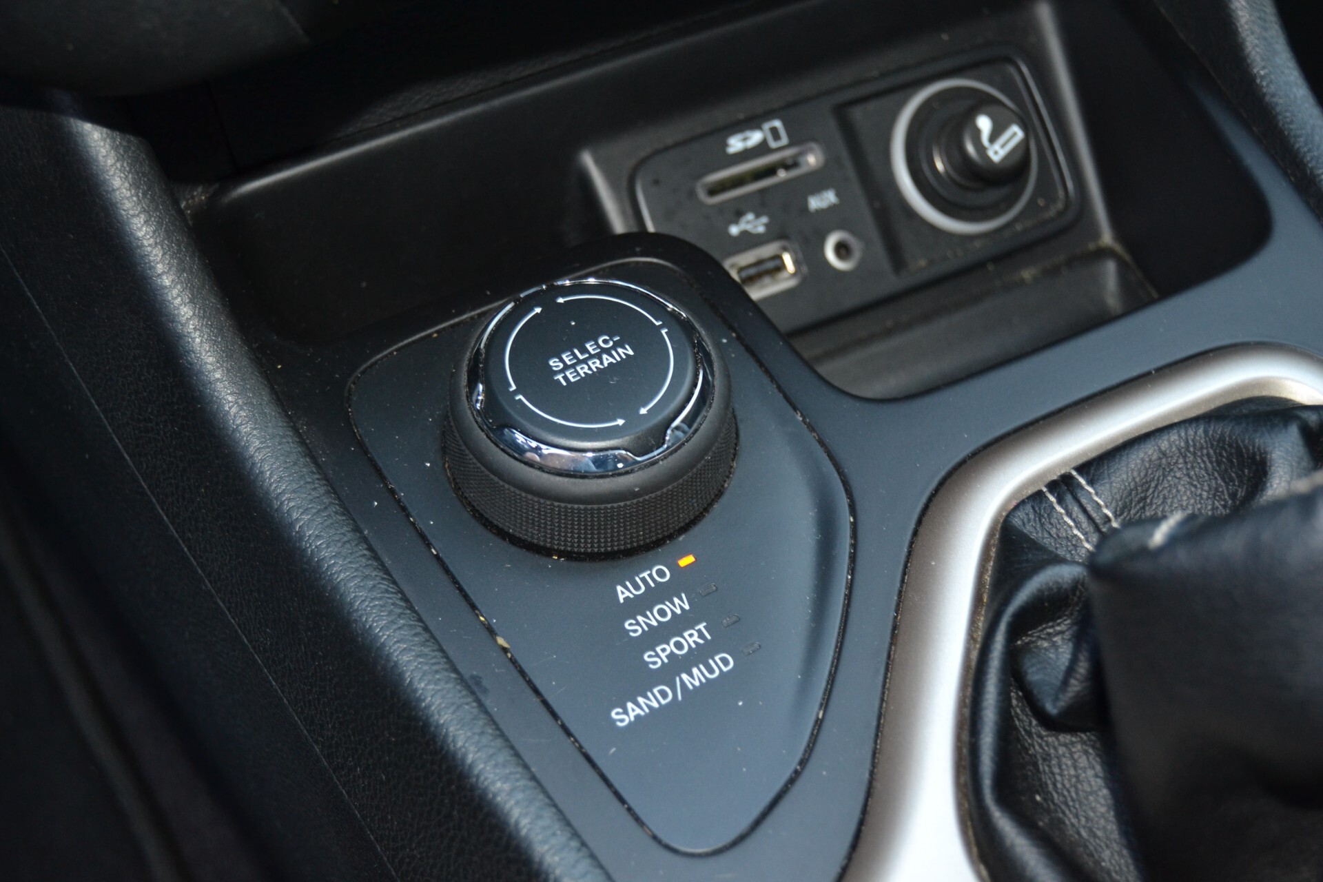 Jeep Cherokee 2.0 Mjt II 4WD Active Drive I Limited Navi/Pelle/KMDOC
