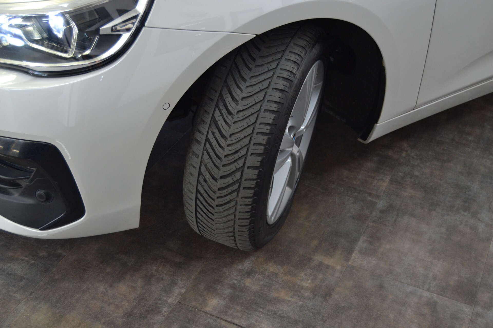 Bmw 216D ActiveTourer Luxury Auto/Navi/Pelle/Xenon