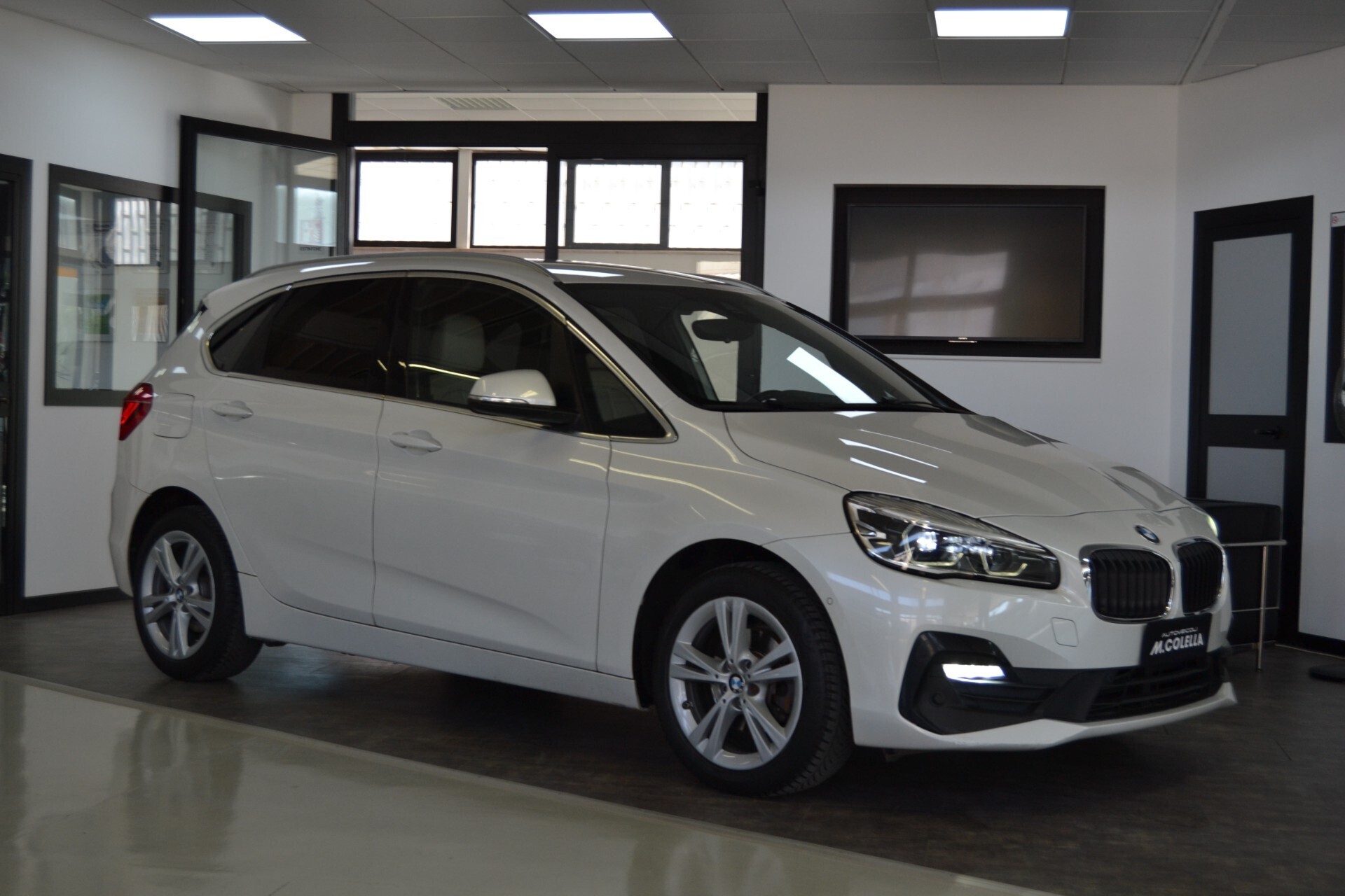 Bmw 216D ActiveTourer Luxury Auto/Navi/Pelle/Xenon