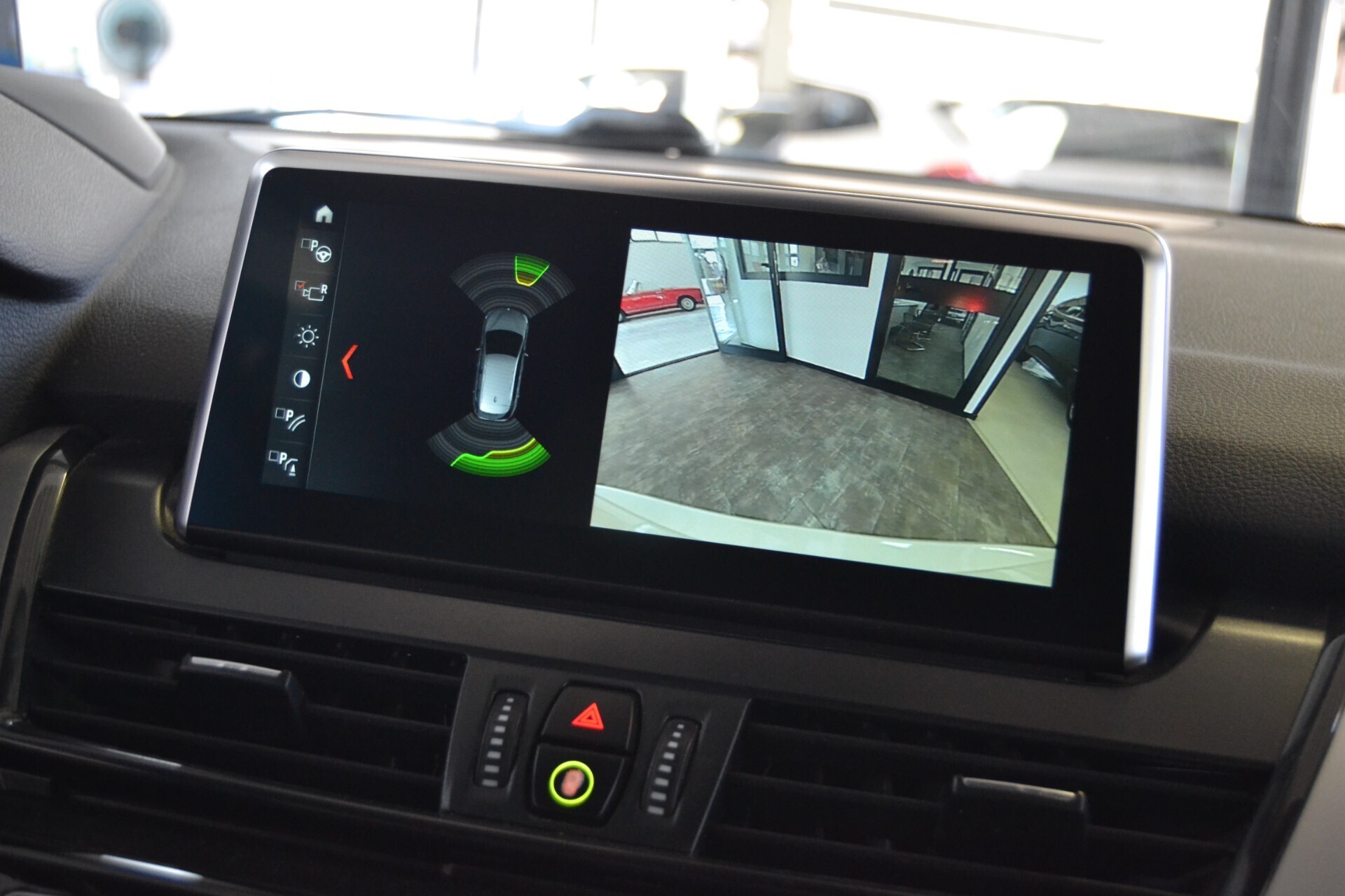 Bmw 216D ActiveTourer Luxury Auto/Navi/Pelle/Xenon