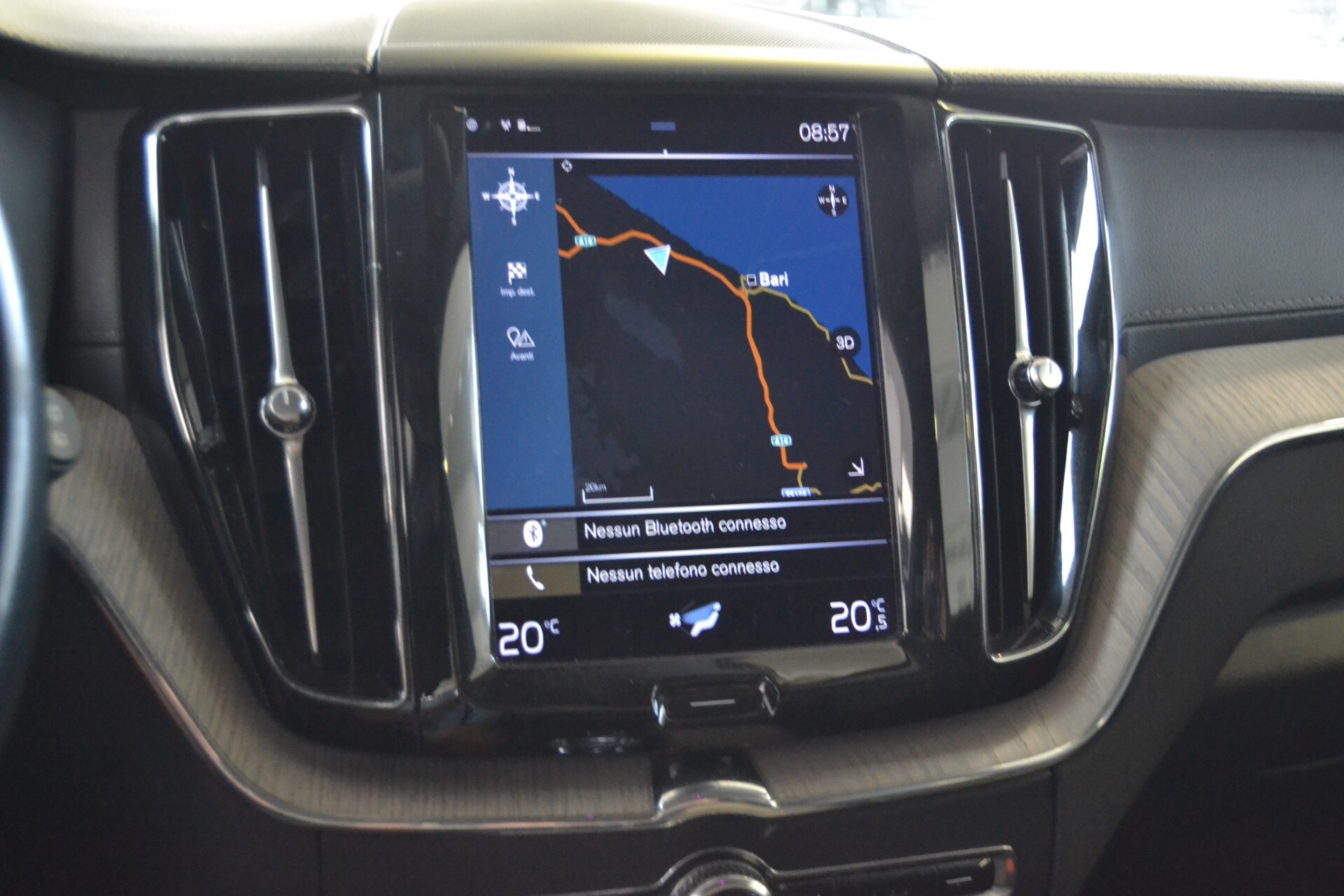 Volvo XC60 2.0D AWD Auto/navi/Pelle/led/KMDOC