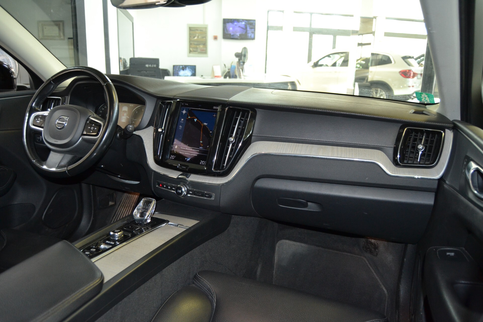Volvo XC60 2.0D AWD Auto/navi/Pelle/led/KMDOC