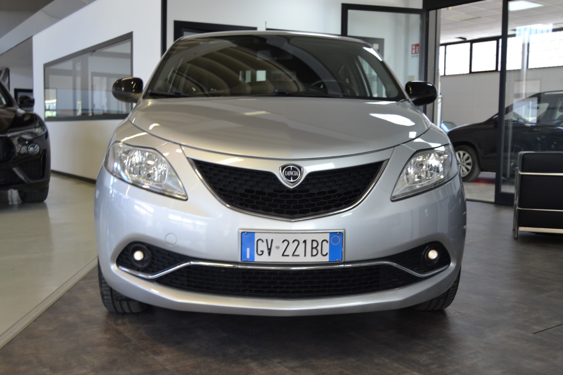Lancia Ypsilon 1.2 69 CV 5 porte GPL Ecochic Gold