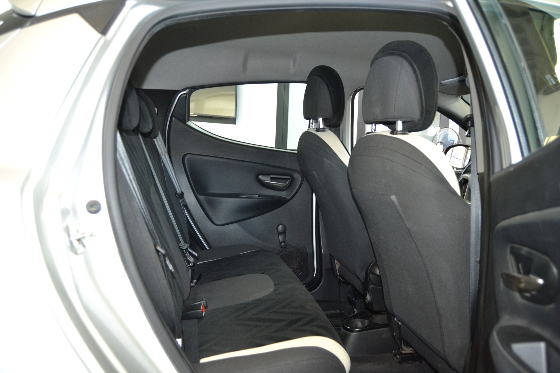 Lancia Ypsilon 1.2 69 CV 5 porte GPL Ecochic Gold