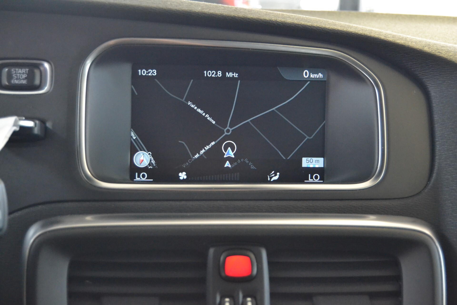 Volvo V40 Cross Country D2 1.6 Powershift Momentum
