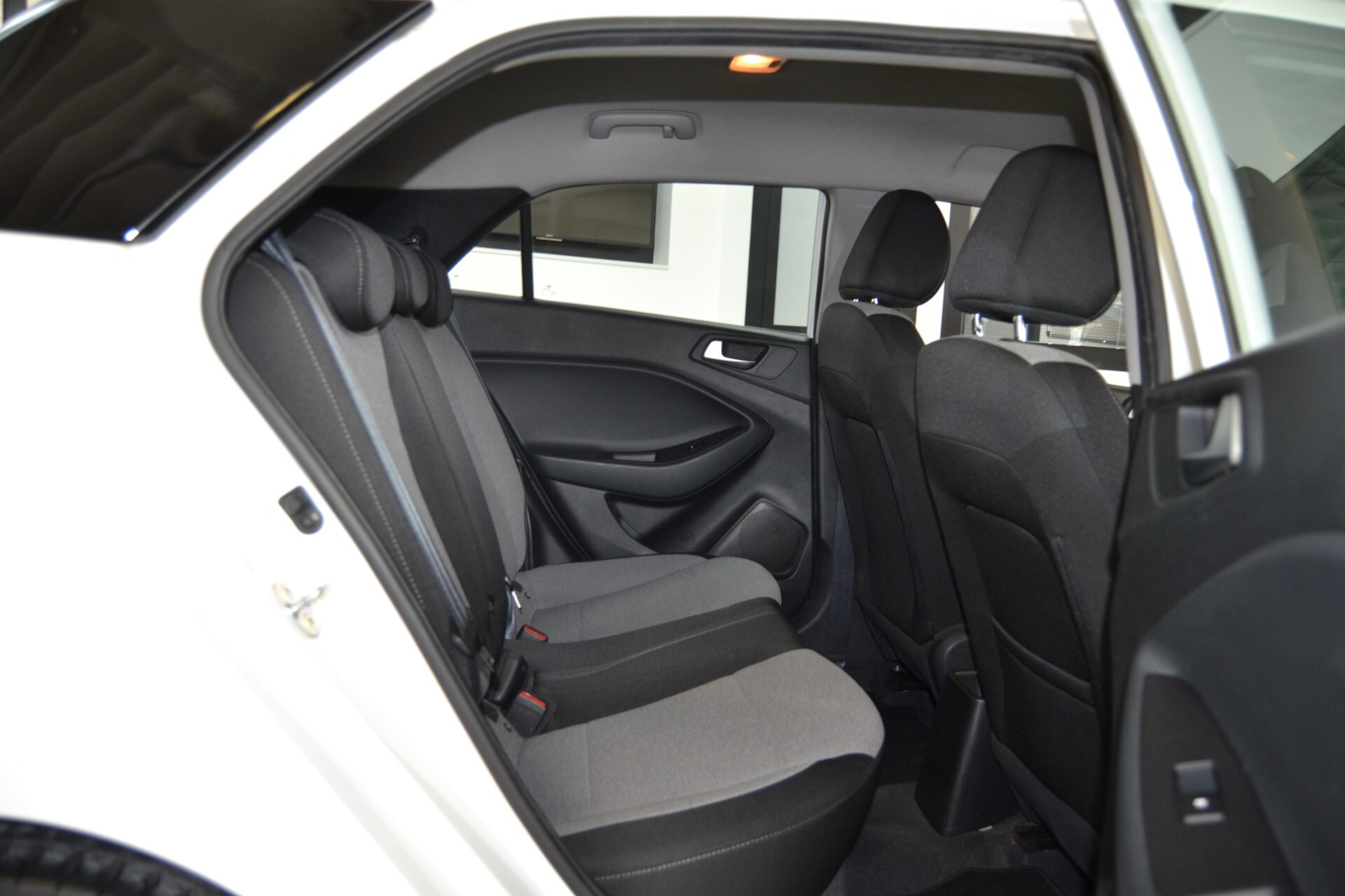 Hyundai i20 1.1 CRDi 6Marce/Euro6/25KM/L