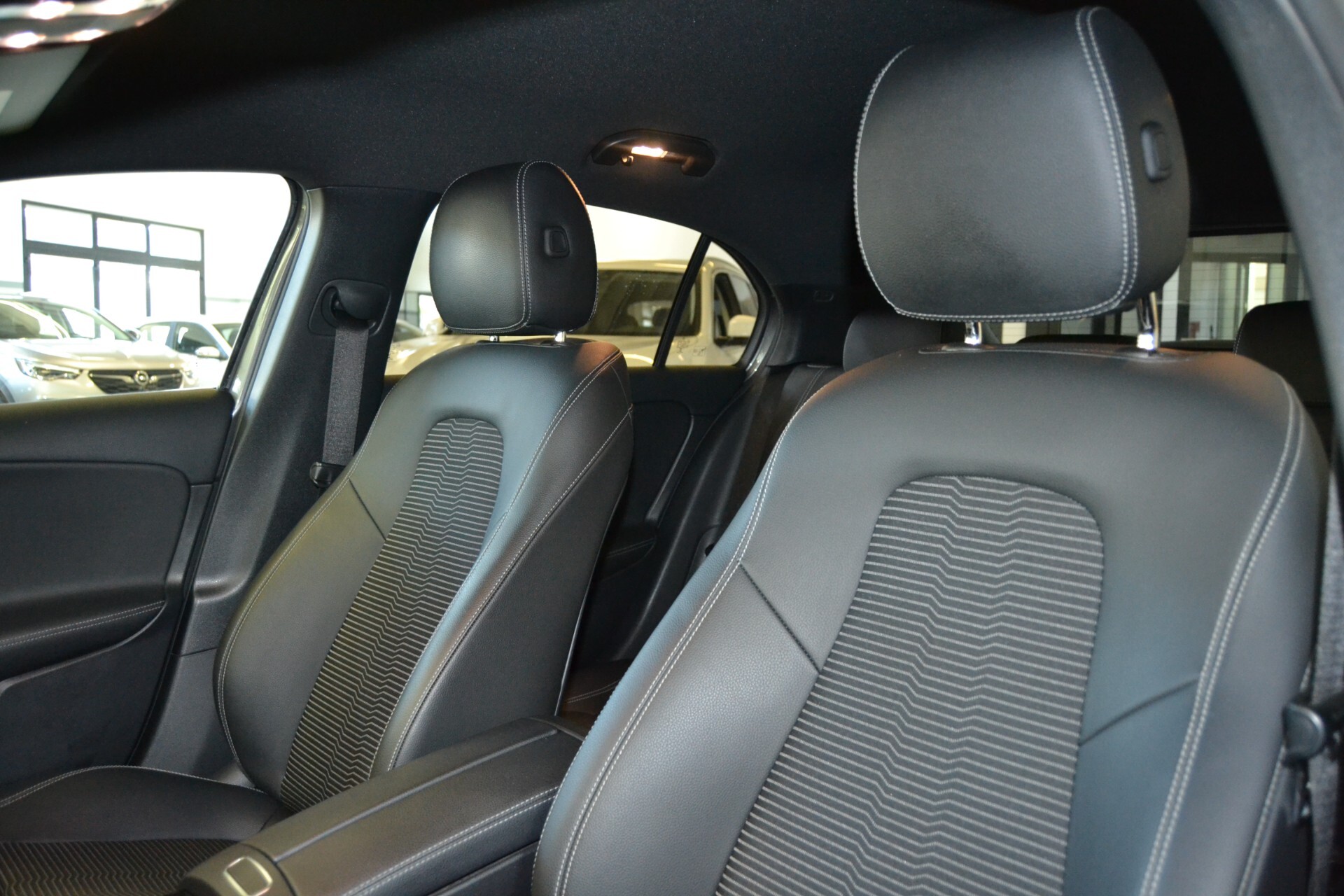 Mercedes-benz A 180D Sport Navi/Xenon/Pelle/Auto